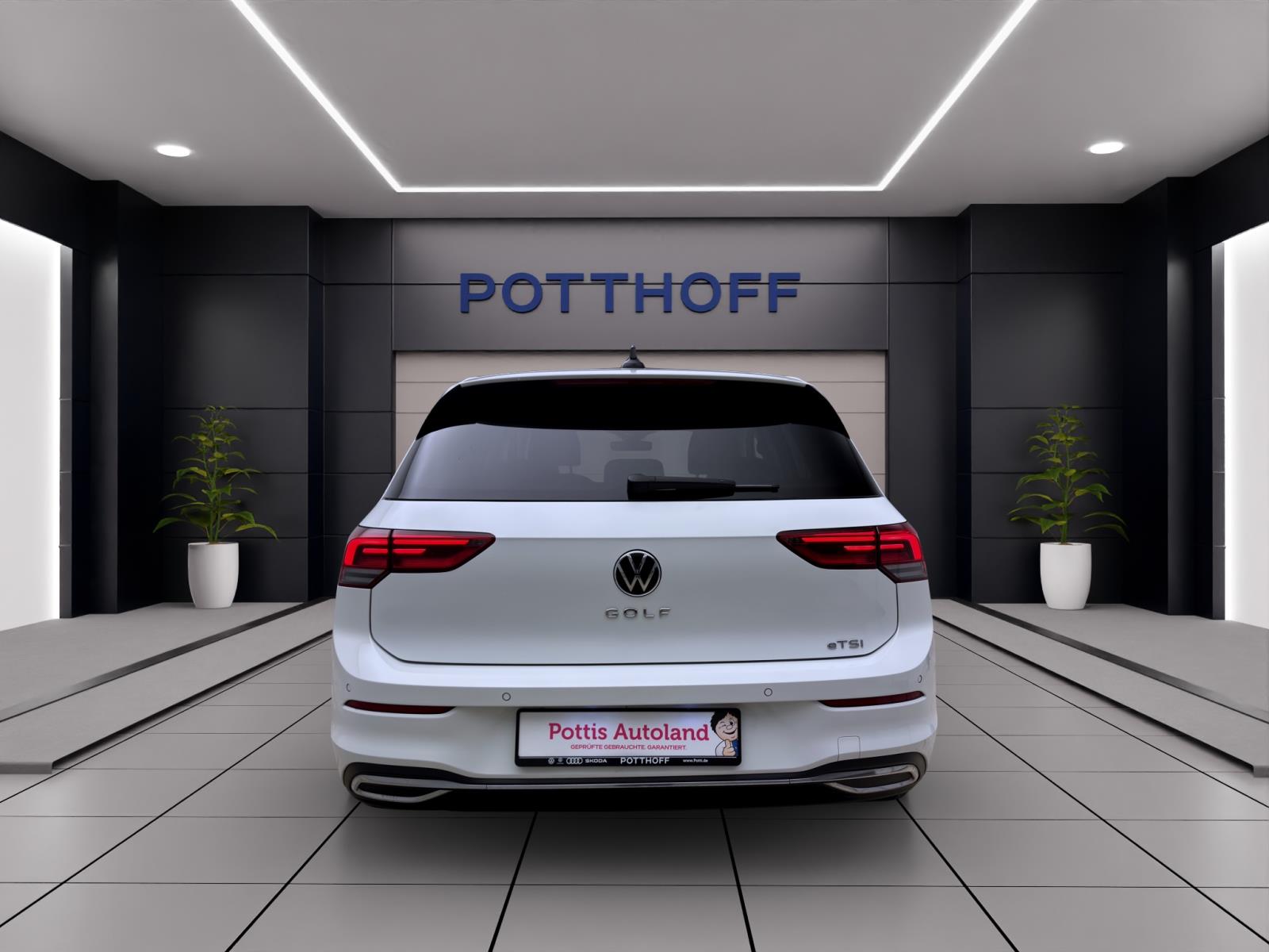 Bild 2: Volkswagen Golf 1.5 eTSI DSG STYLE NAVI KAMERA LED+ SITZHZG