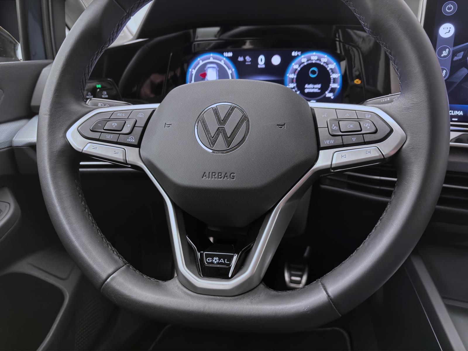 Bild 11: Volkswagen Golf 1.5 TSI GOAL AHK NAVI PDC LED+ SITZHZG