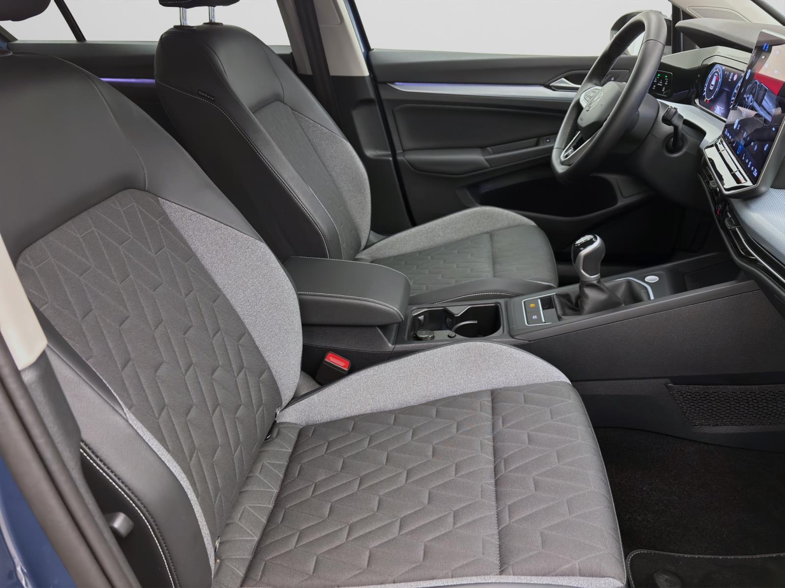 Bild 15: Volkswagen Golf 1.5 TSI GOAL AHK NAVI PDC LED+ SITZHZG