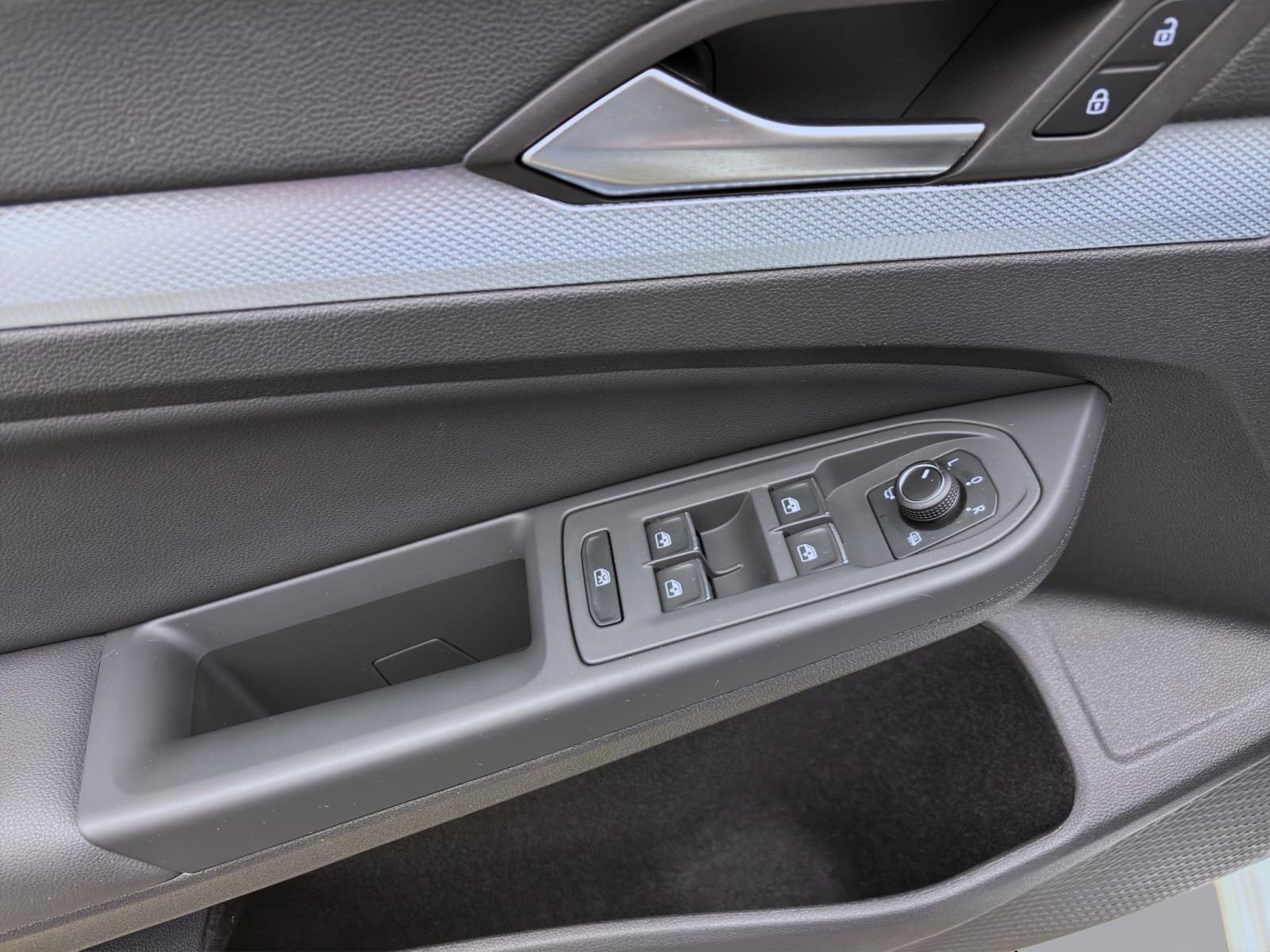 Bild 9: Volkswagen Golf 1.5 TSI GOAL AHK NAVI PDC LED+ SITZHZG