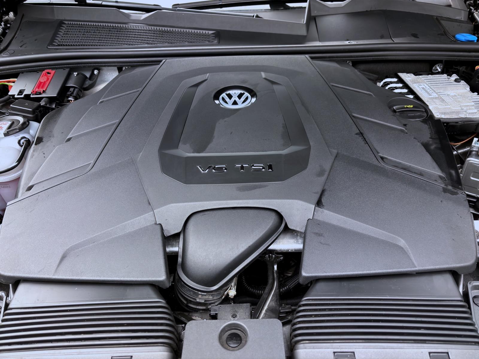 Bild 16: Volkswagen Touareg 3.0 TSI Tiptronic 4M ELEGANCE STANDHZG AHK NAVI