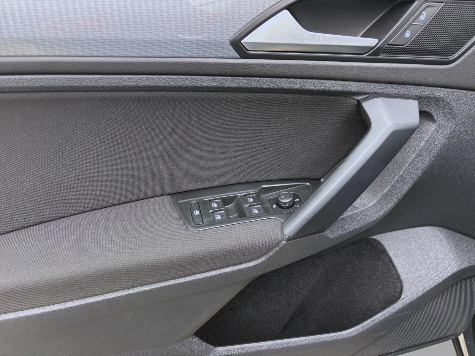 Bild 9: Volkswagen Tiguan 2.0 TDI DSG 4M LIFE AHK PDC NAVI SITZHZG