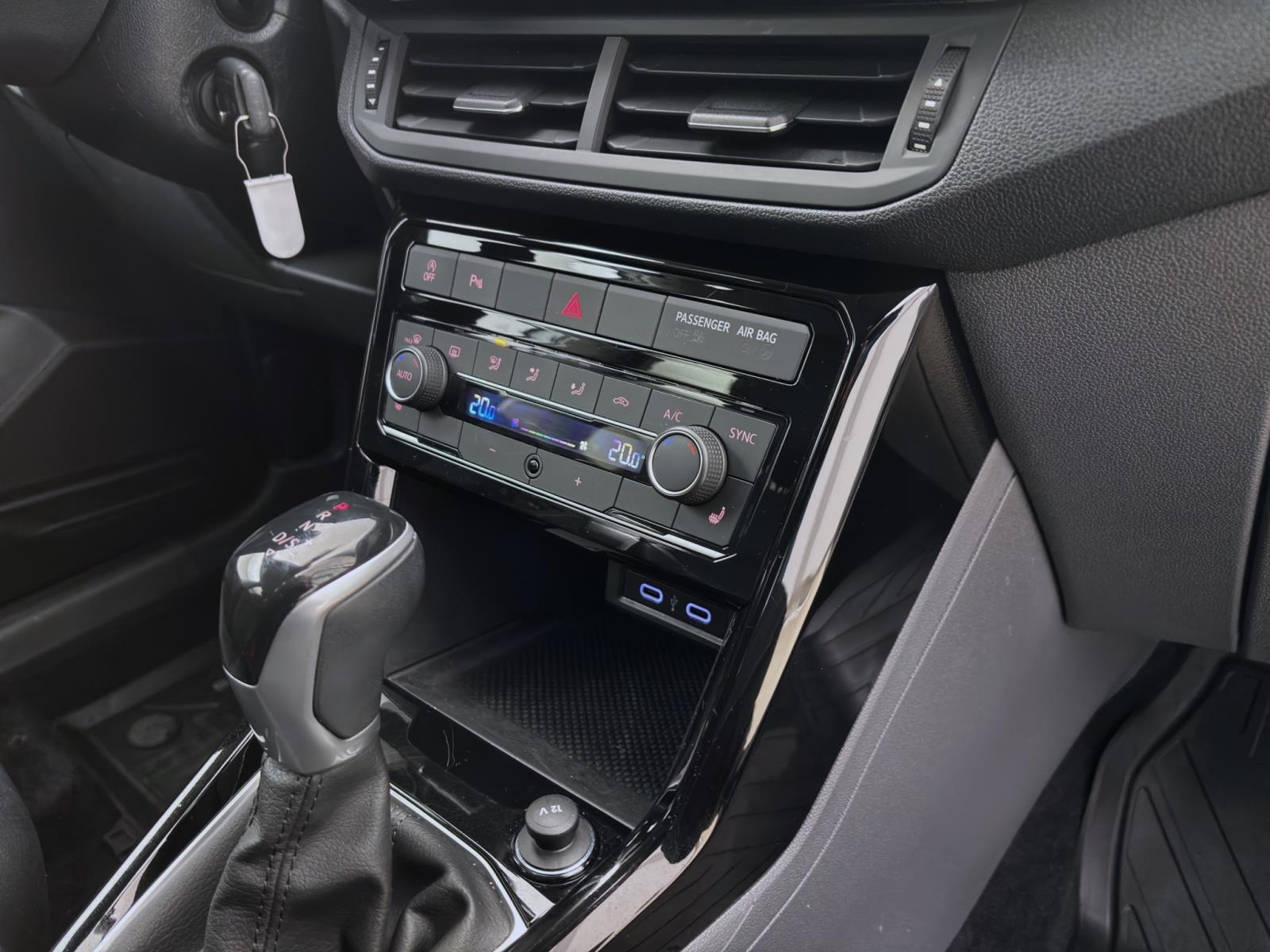 Bild 15: Volkswagen T-Cross 1.0 TSI DSG STYLE NAVI PDC SITZHZG KLIMA