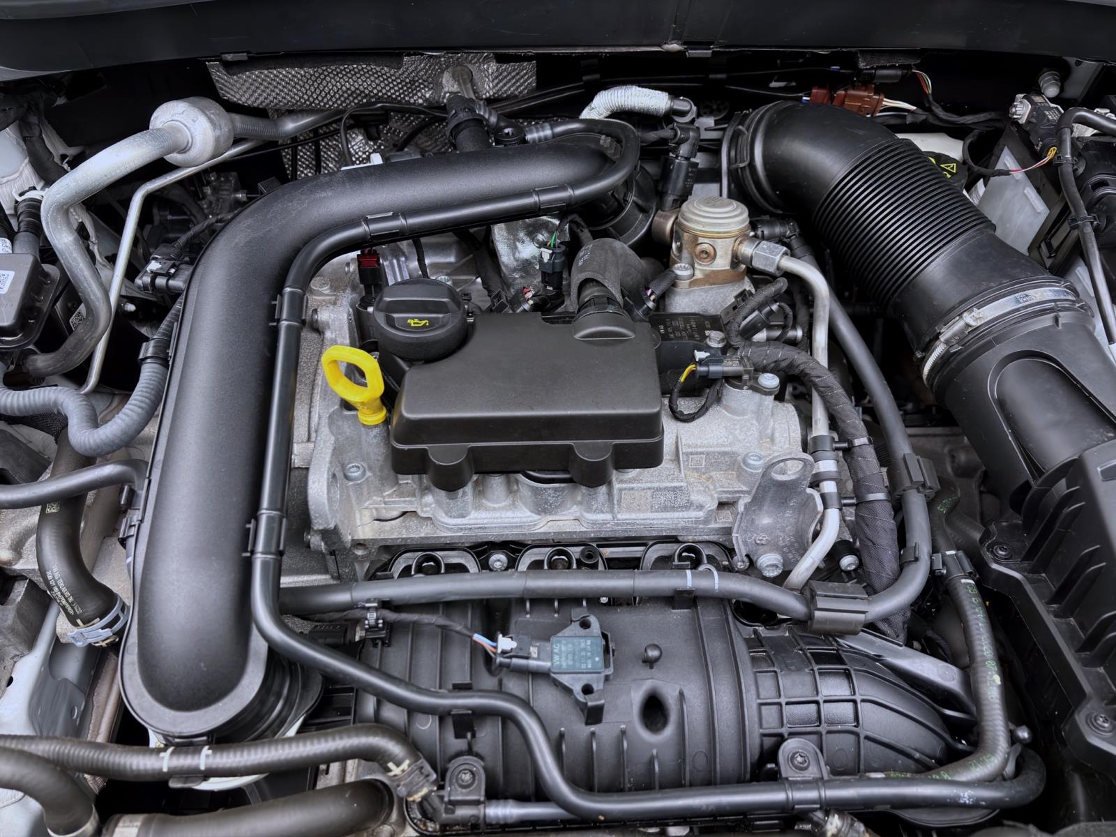 Bild 16: Volkswagen T-Cross 1.0 TSI DSG STYLE NAVI PDC SITZHZG KLIMA