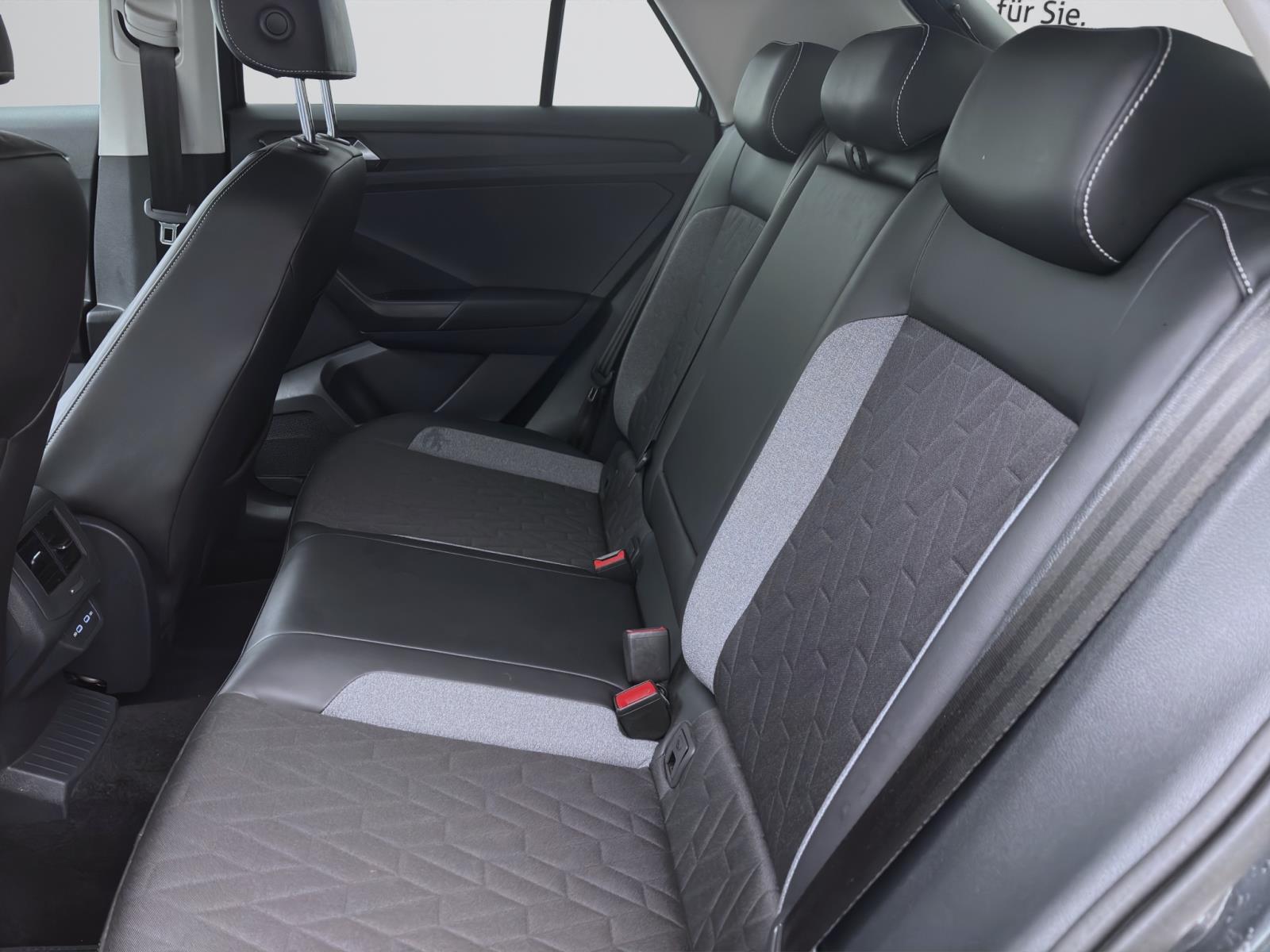 Bild 13: Volkswagen T-Roc 1.0 TSI GOAL NAVI PDC SITZHZG KLIMA