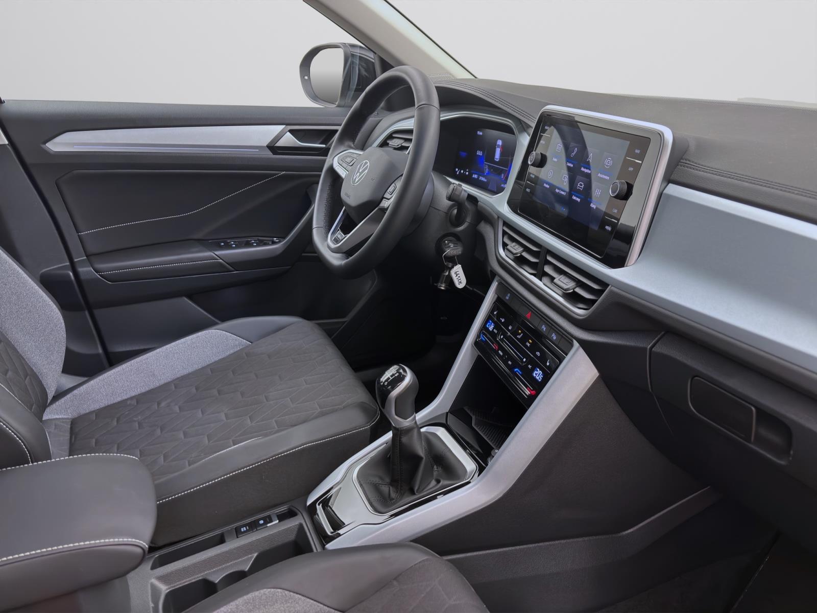 Bild 16: Volkswagen T-Roc 1.0 TSI GOAL NAVI PDC SITZHZG KLIMA