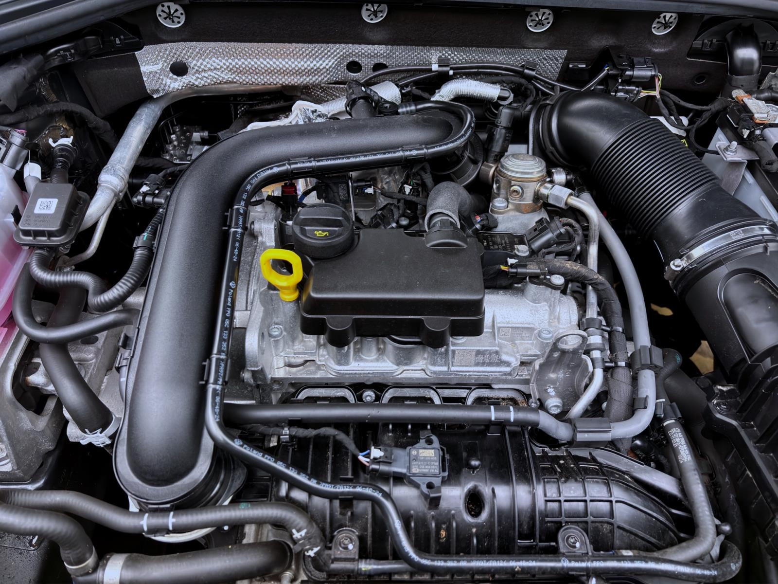 Bild 17: Volkswagen T-Roc 1.0 TSI GOAL NAVI PDC SITZHZG KLIMA