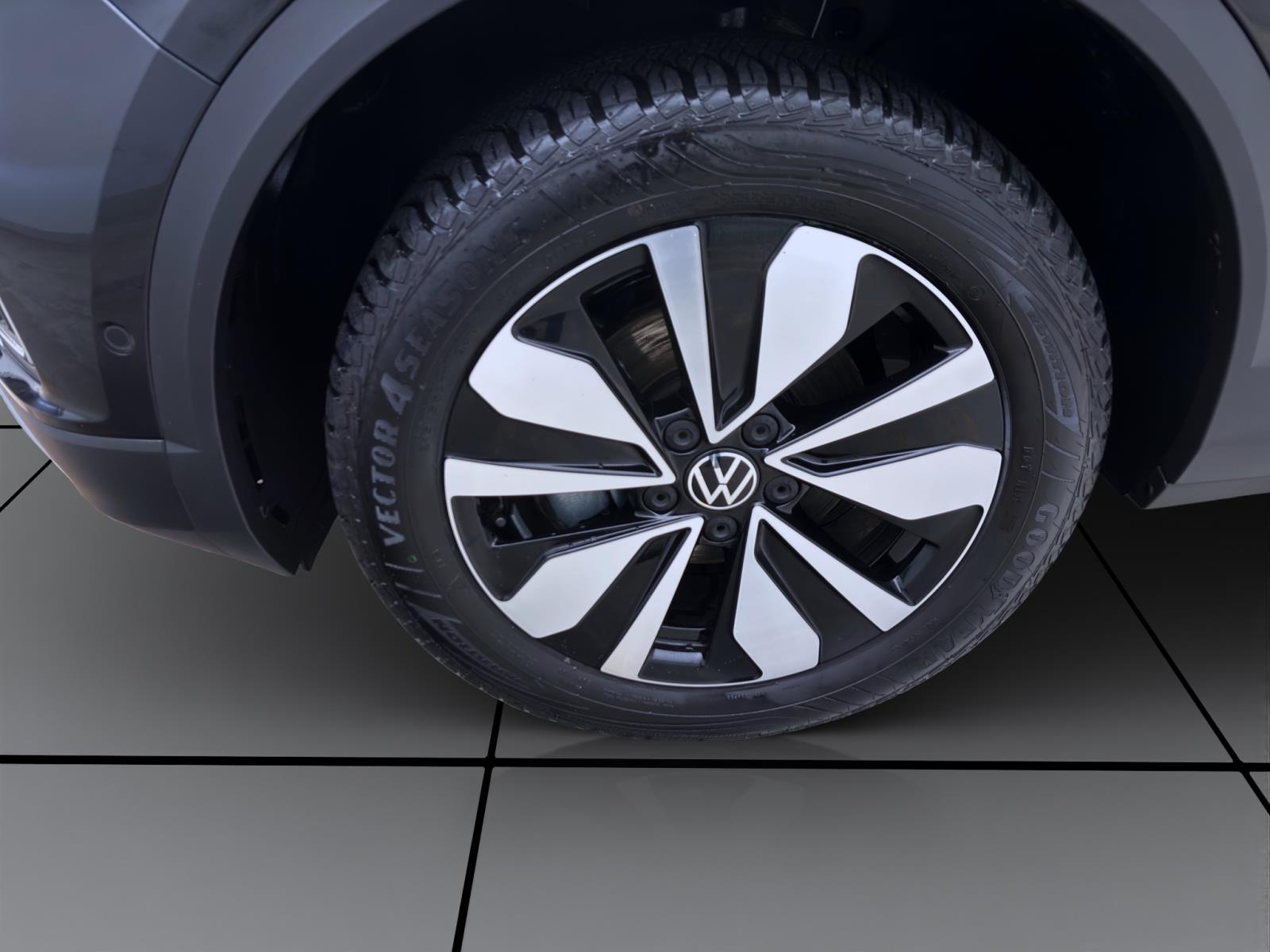 Bild 7: Volkswagen T-Roc 1.0 TSI GOAL NAVI PDC SITZHZG KLIMA