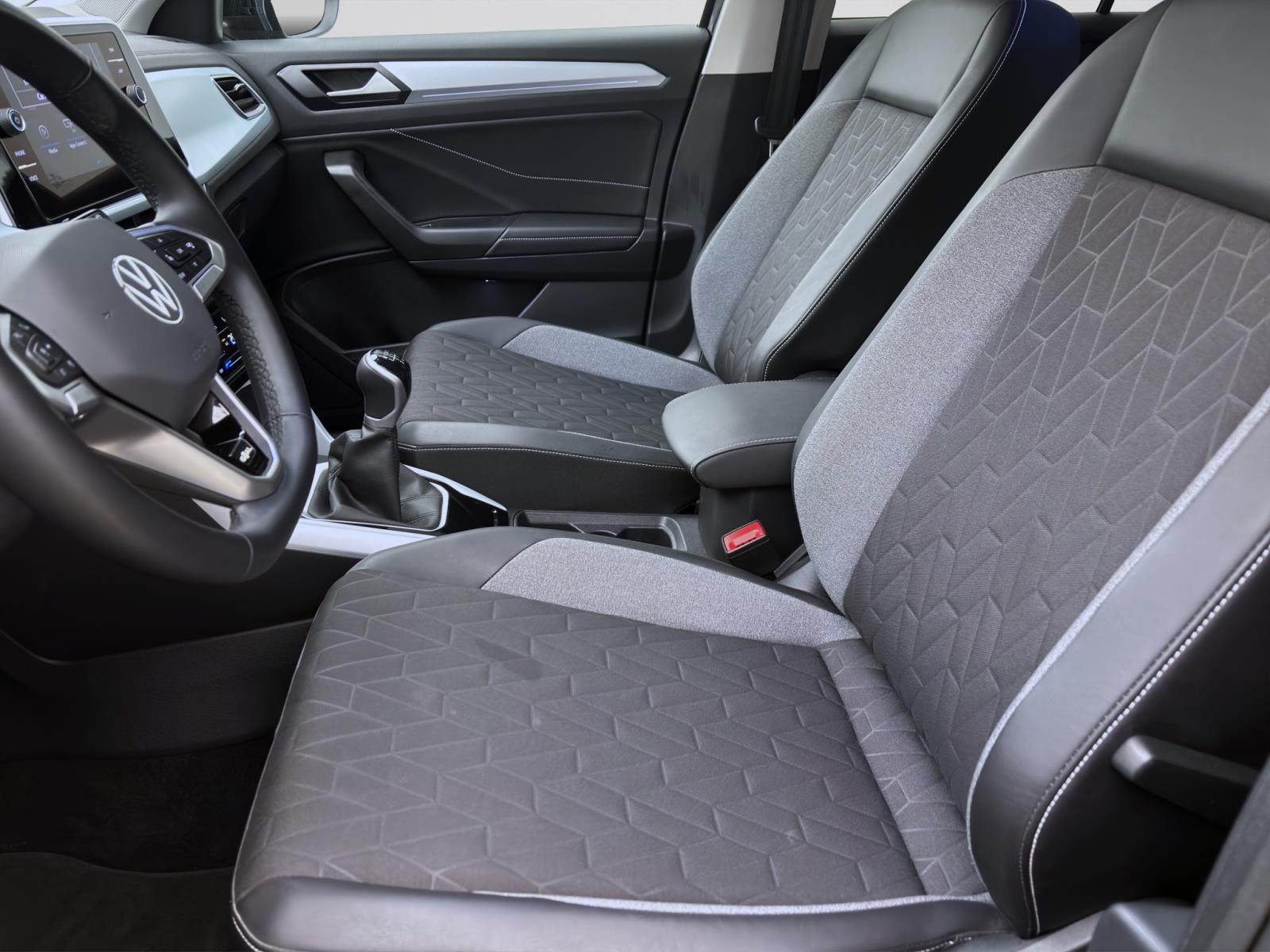 Bild 8: Volkswagen T-Roc 1.0 TSI GOAL NAVI PDC SITZHZG KLIMA