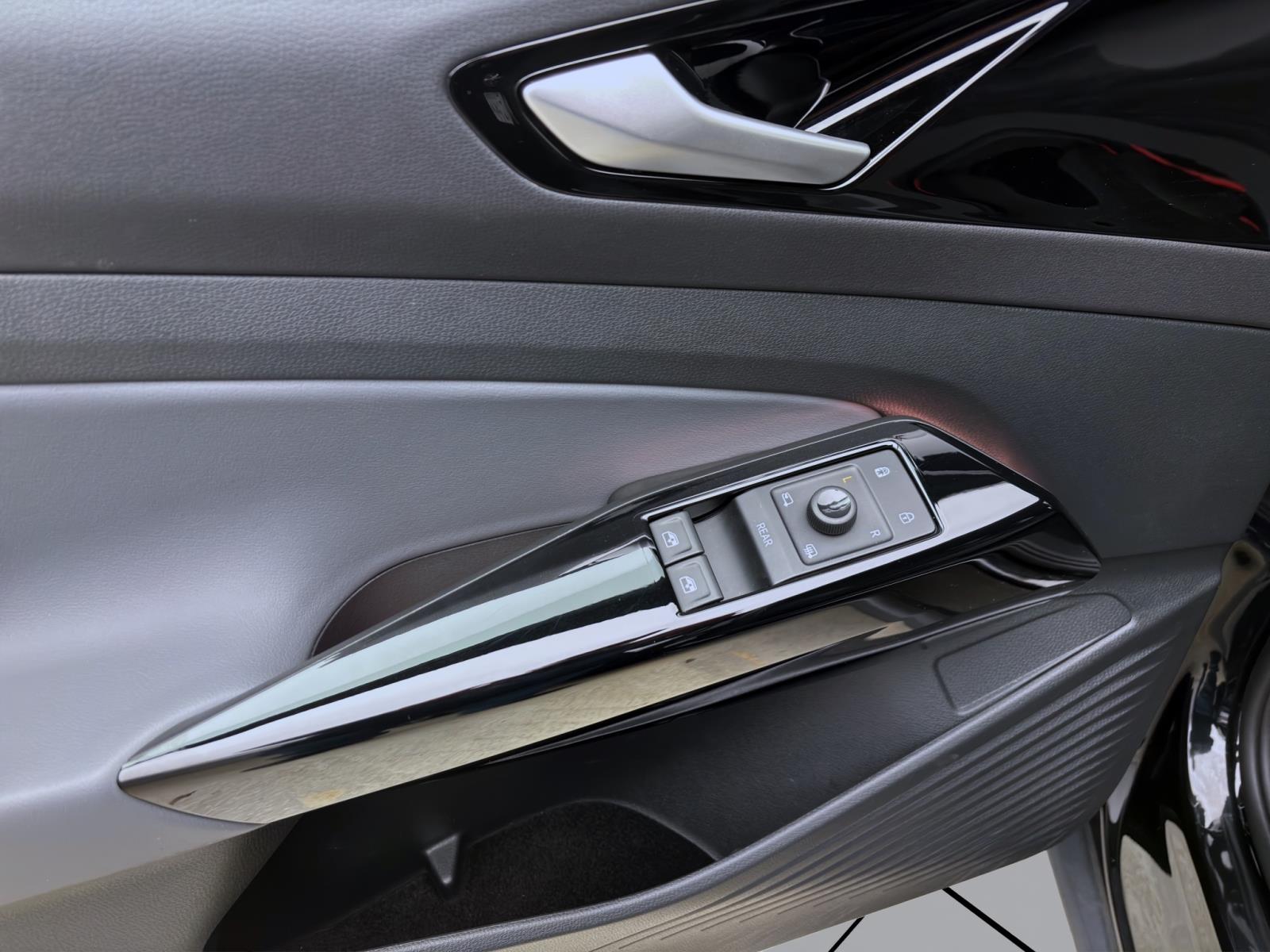 Bild 9: Volkswagen ID.4 PURE PERFORMANCE NAVI PDC IQ.LIGHT SITZHZG