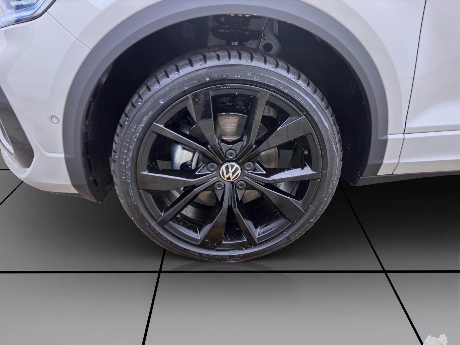 Bild 7: Volkswagen T-Roc 2.0 TSI DSG 4M R-LINE KLIMA PANO AHK ACC