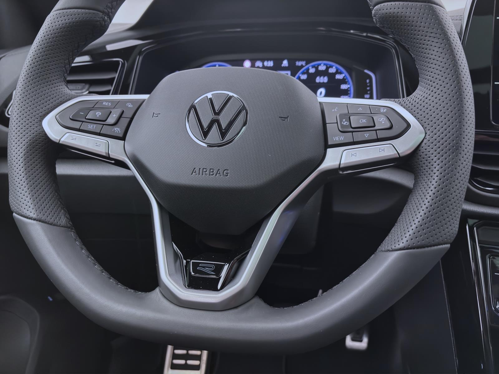 Bild 11: Volkswagen T-Roc 2.0 TSI DSG 4M R-LINE KLIMA PANO AHK ACC