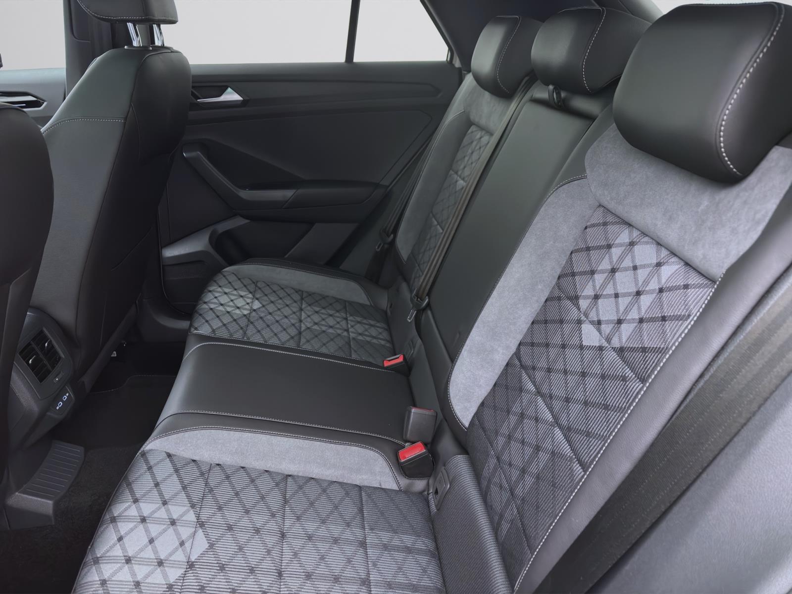 Bild 14: Volkswagen T-Roc 2.0 TSI DSG 4M R-LINE KLIMA PANO AHK ACC