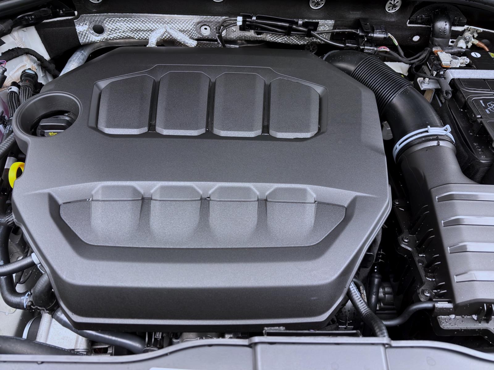 Bild 18: Volkswagen T-Roc 2.0 TSI DSG 4M R-LINE KLIMA PANO AHK ACC