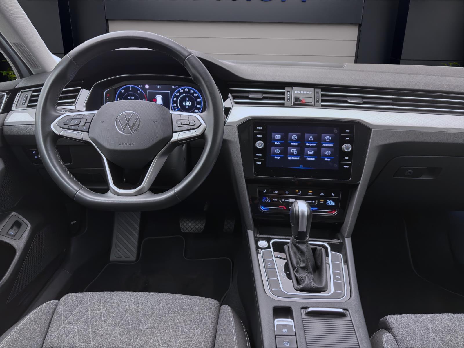 Bild 12: Volkswagen Passat Variant 2.0 TDI DSG BUSINESS AHK KAMERA PDC SITZHZG