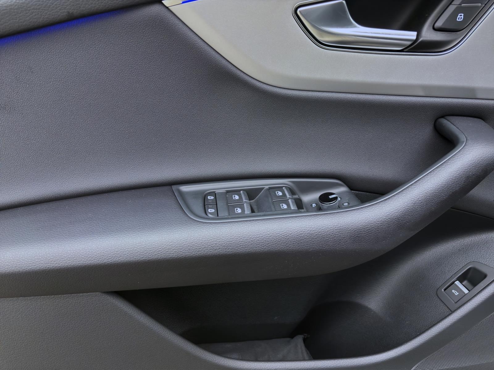 Bild 9: Audi Q8 45 TDI Q AHK MATRIX HuD SITZHZG KLIMA