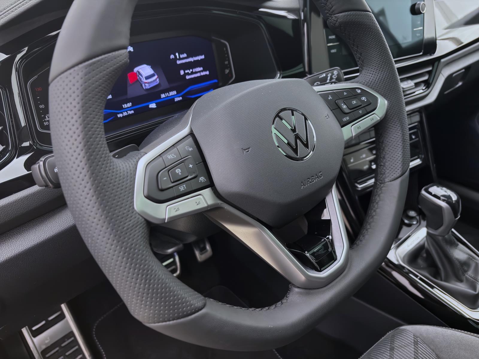 Bild 17: Volkswagen T-Roc 2.0 TSI DSG 4M R-LINE KLIMA PANO AHK ACC