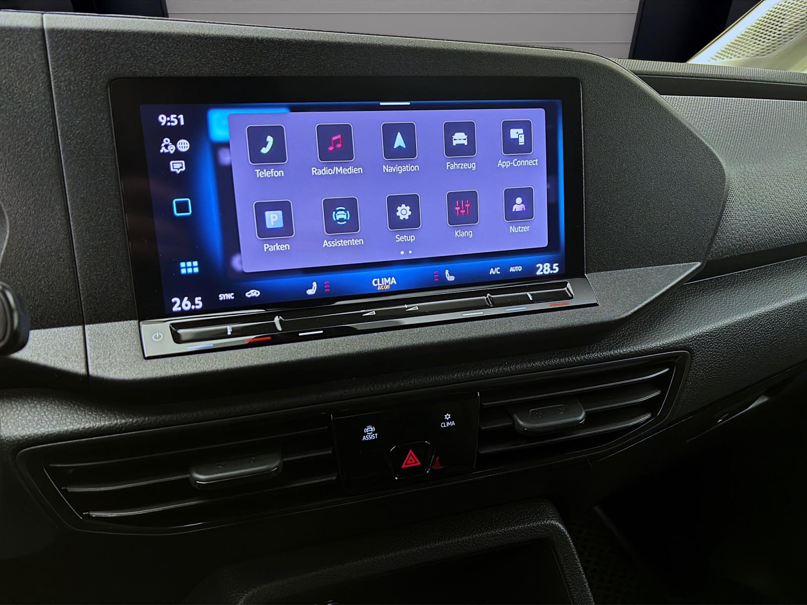 Bild 12: Volkswagen Caddy Cargo 2.0 TDI KR AHK NAVI PDC SITZHZG KLIMA