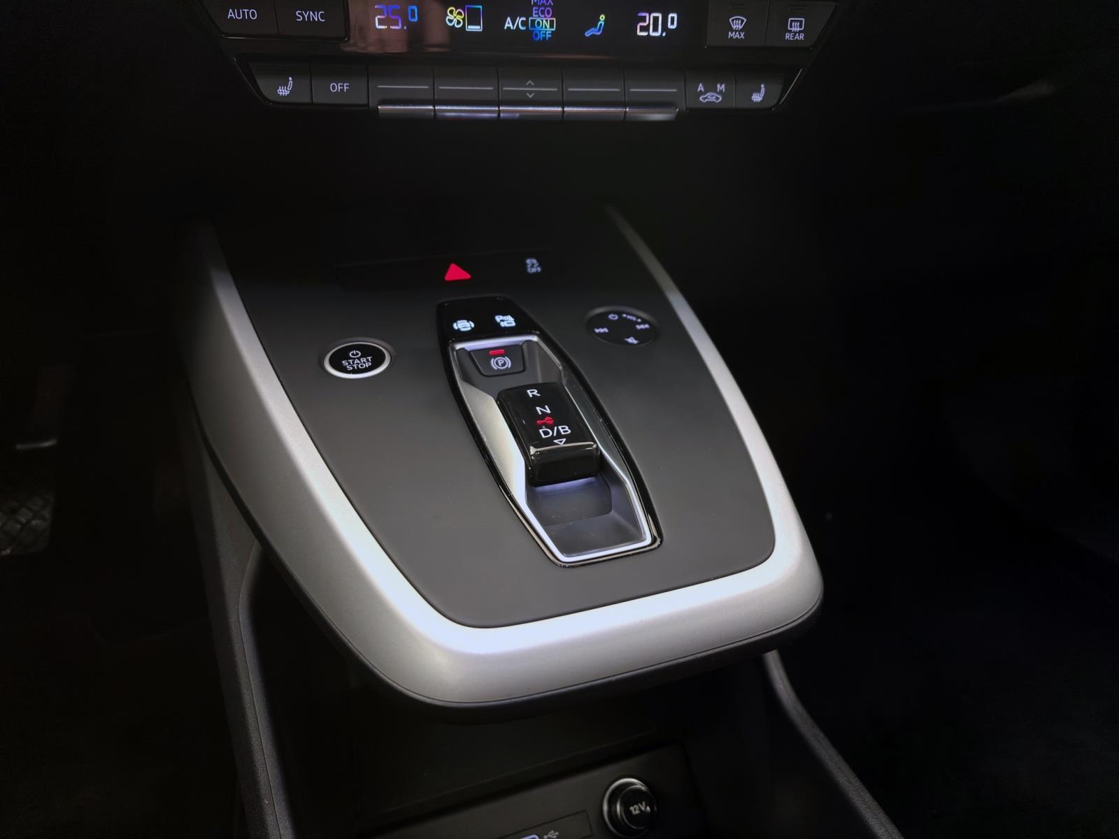 Bild 13: Audi Q4 e-tron 35 KAMERA LED PDC SITZHZG KLIMA