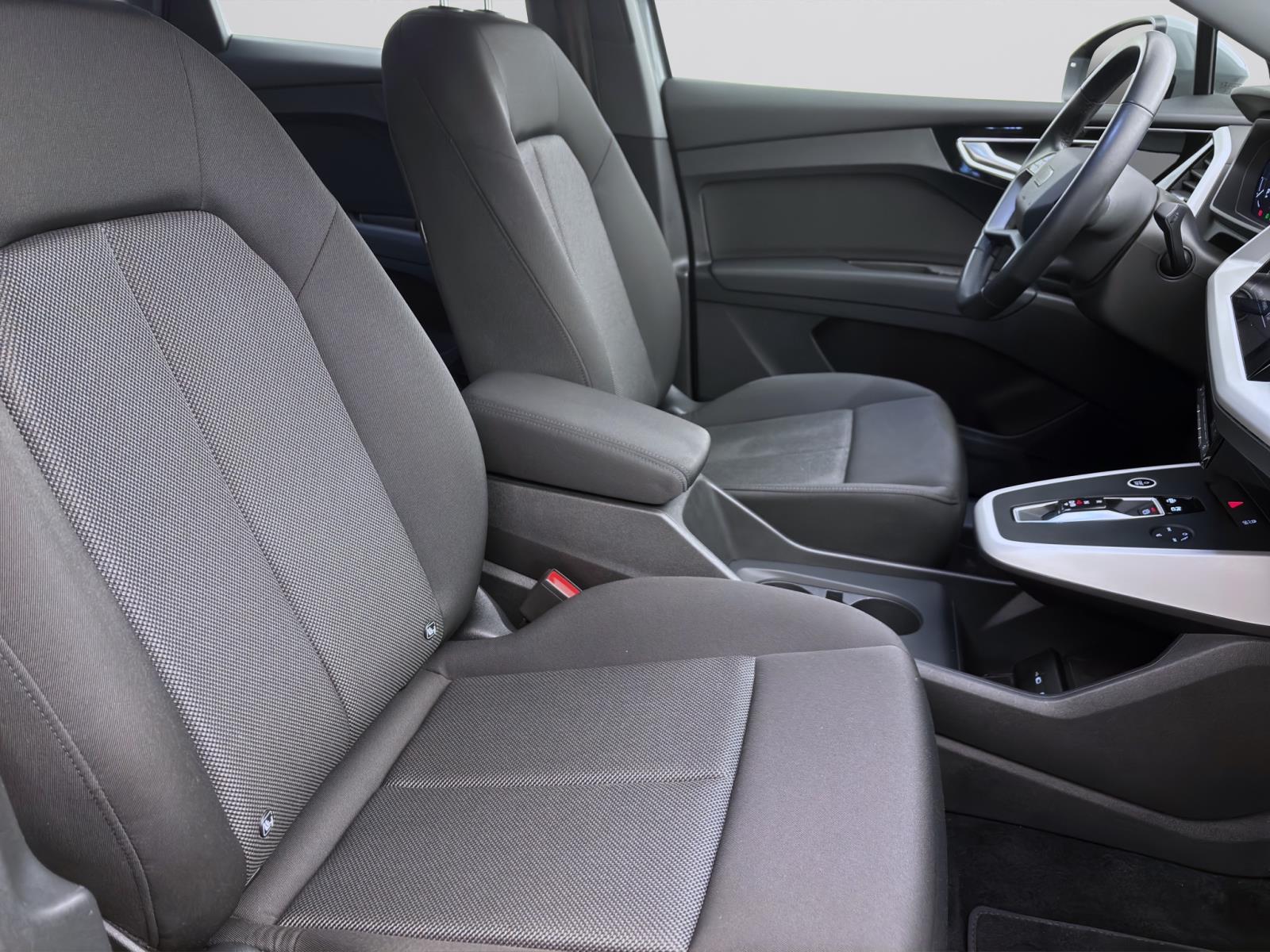 Bild 15: Audi Q4 e-tron 35 KAMERA LED PDC SITZHZG KLIMA