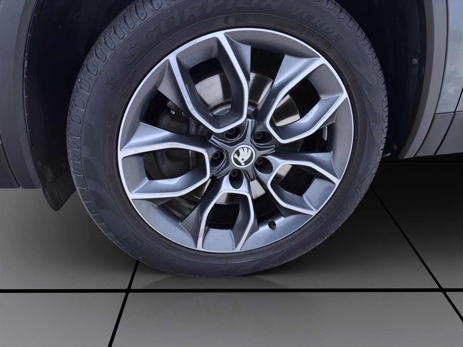 Bild 7: Skoda Kodiaq 2.0 TDI DSG 4x4 SCOUT STDHZG AHK KAMERA PDC 7Sitzer