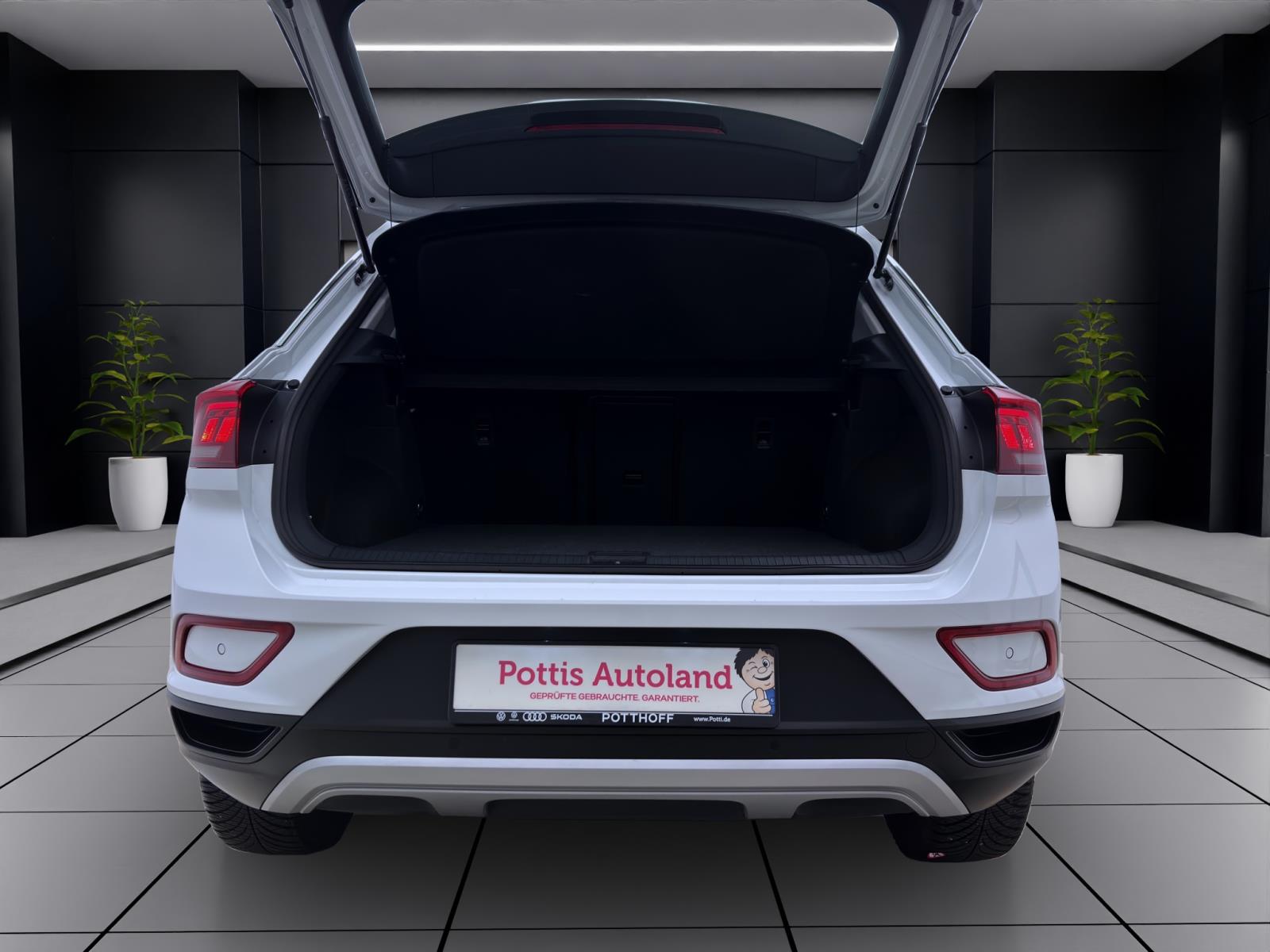 Bild 3: Volkswagen T-Roc 1.0 TSI GOAL NAVI PDC SITZHZG KLIMA