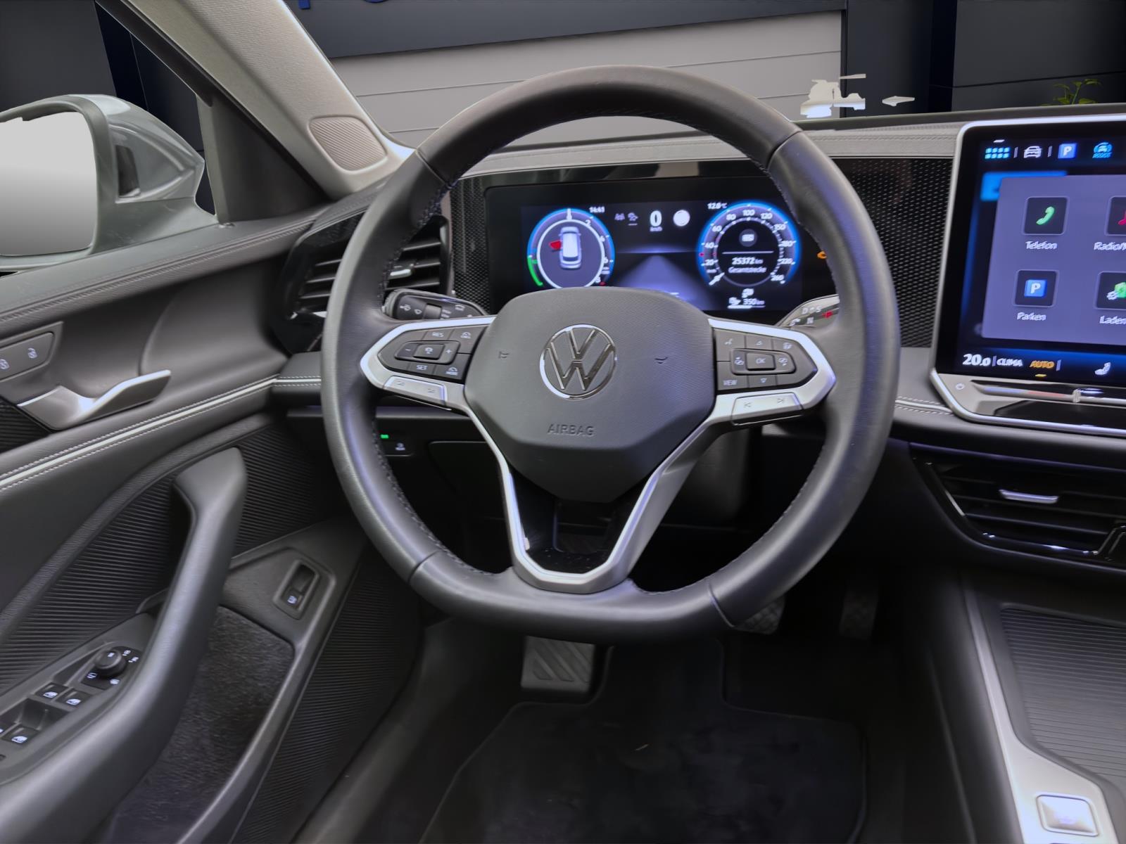 Bild 10: Volkswagen Passat Variant 1.5 TSI eHybrid DSG BUSINESS AHK KAMERA PDC NAVI