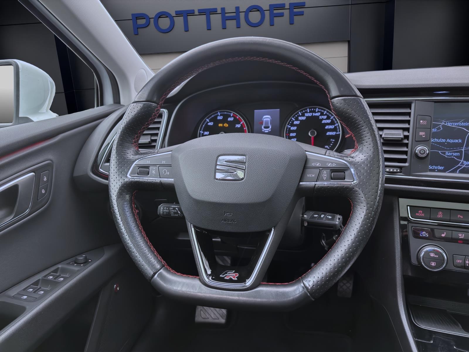 Bild 10: Seat Leon Sportstourer 1.5 TSI FR PANO PDC NAVI SITZHZG