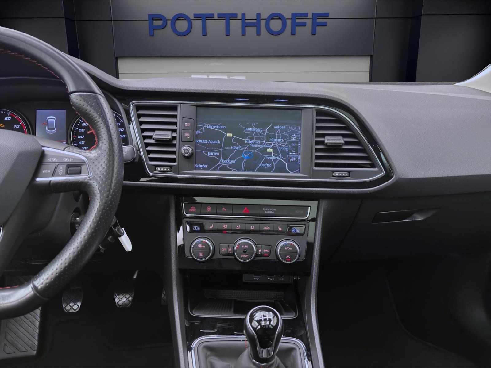 Bild 13: Seat Leon Sportstourer 1.5 TSI FR PANO PDC NAVI SITZHZG