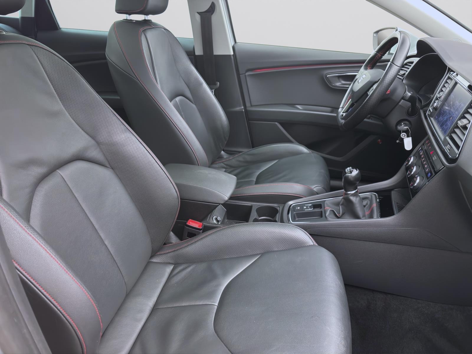 Bild 15: Seat Leon Sportstourer 1.5 TSI FR PANO PDC NAVI SITZHZG