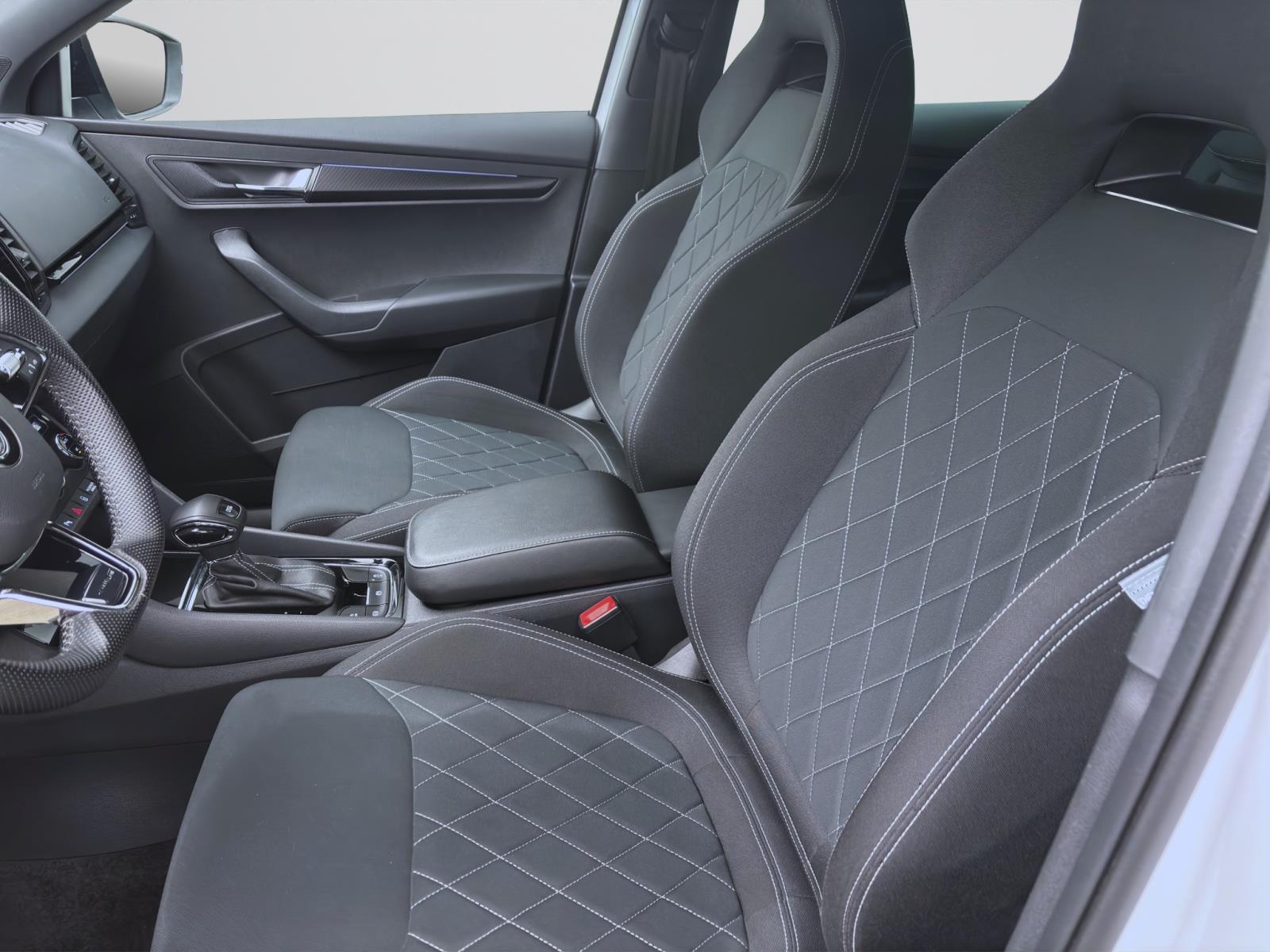 Bild 8: Skoda Karoq 1.5 TSI DSG SPORTLINE NAVI AHK KAMERA KLIMA