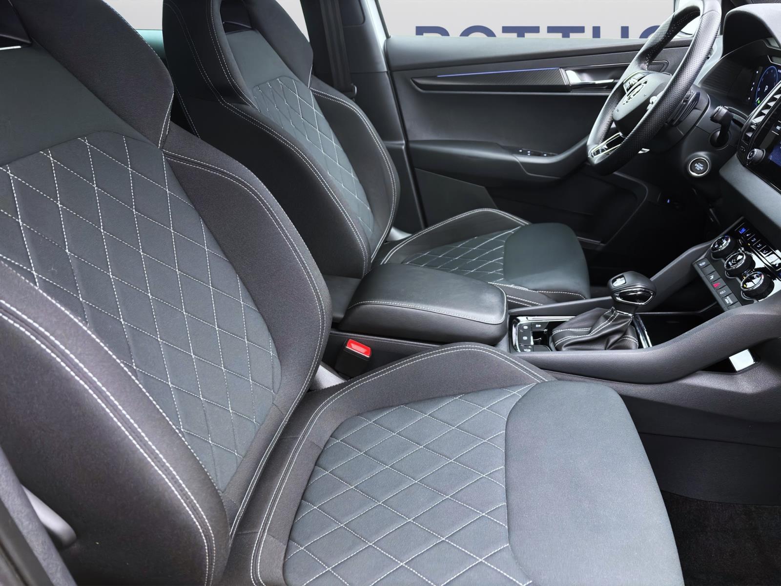 Bild 15: Skoda Karoq 1.5 TSI DSG SPORTLINE NAVI AHK KAMERA KLIMA