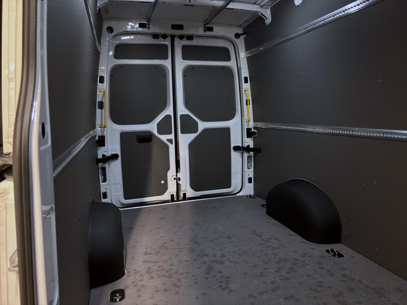 Bild 17: Volkswagen Crafter NF 35 TDI KASTEN LR NAVI KAMERA PDC AHK