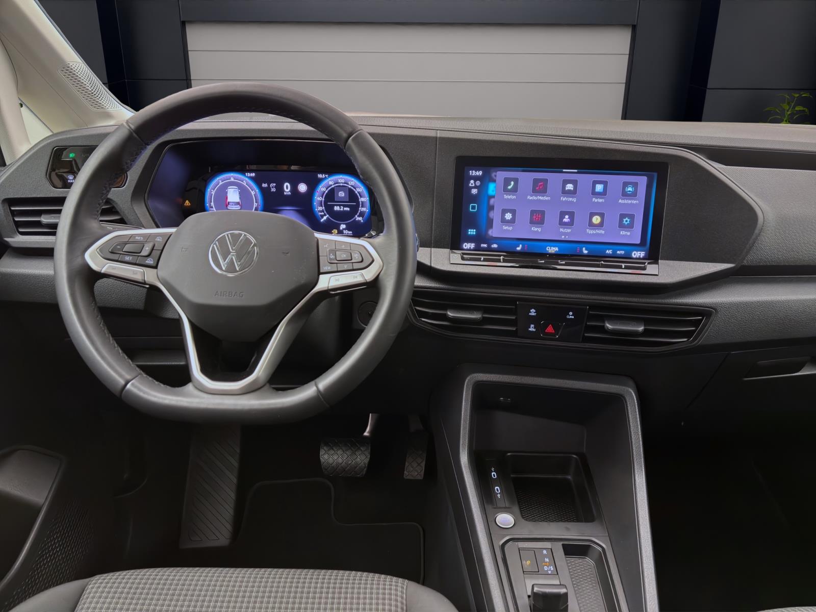 Bild 12: Volkswagen Caddy 1.5 TSI DSG KOMBI KR PDC KAMERA SHZG KLIMA