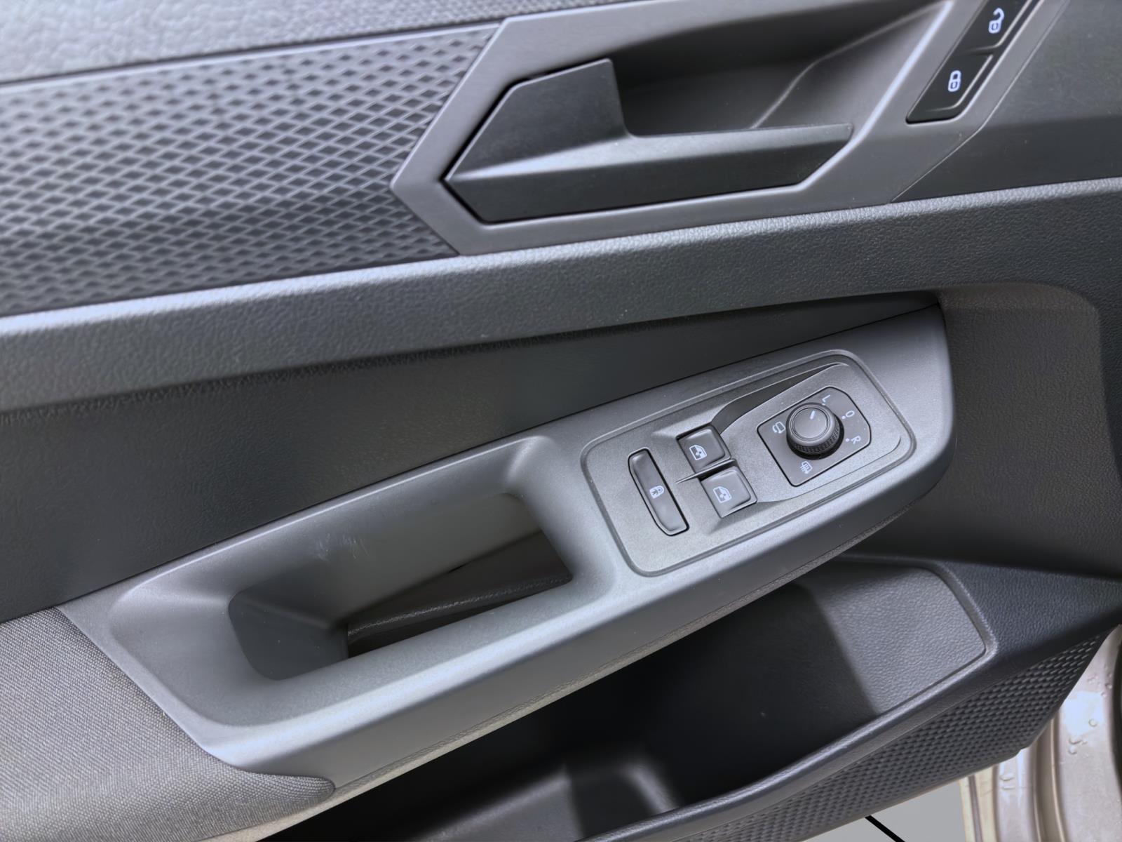 Bild 9: Volkswagen Caddy 2.0 TDI KOMBI KR PDC NAVI KLIMA SHZG