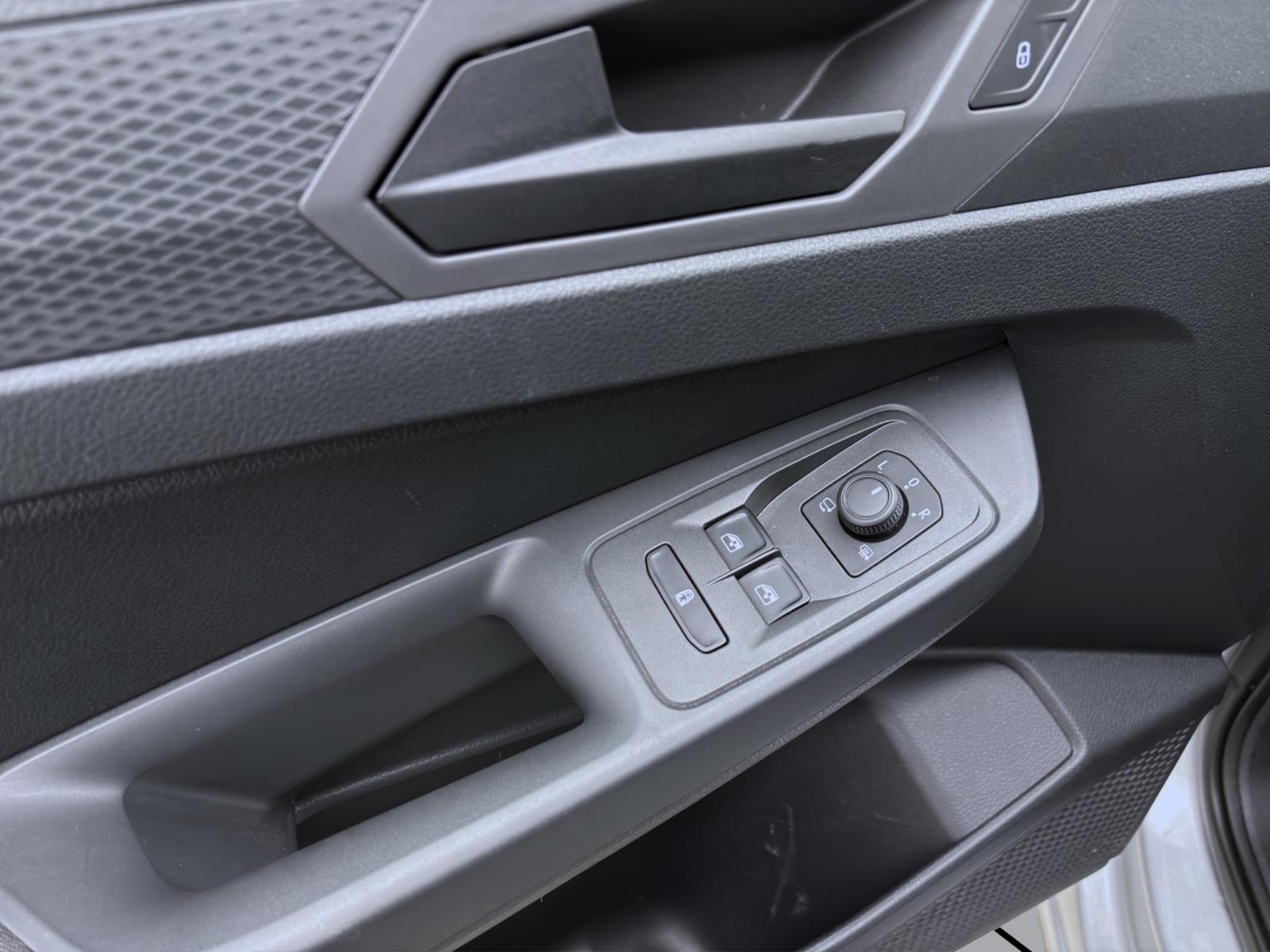 Bild 9: Volkswagen Caddy 2.0 TDI KOMBI KR PDC KAMERA KLIMA AHK