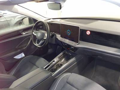 Bild 2: Volkswagen Passat Variant 1.5 TSI eHybrid DSG BUSINESS AHK KAMERA NAVI PDC