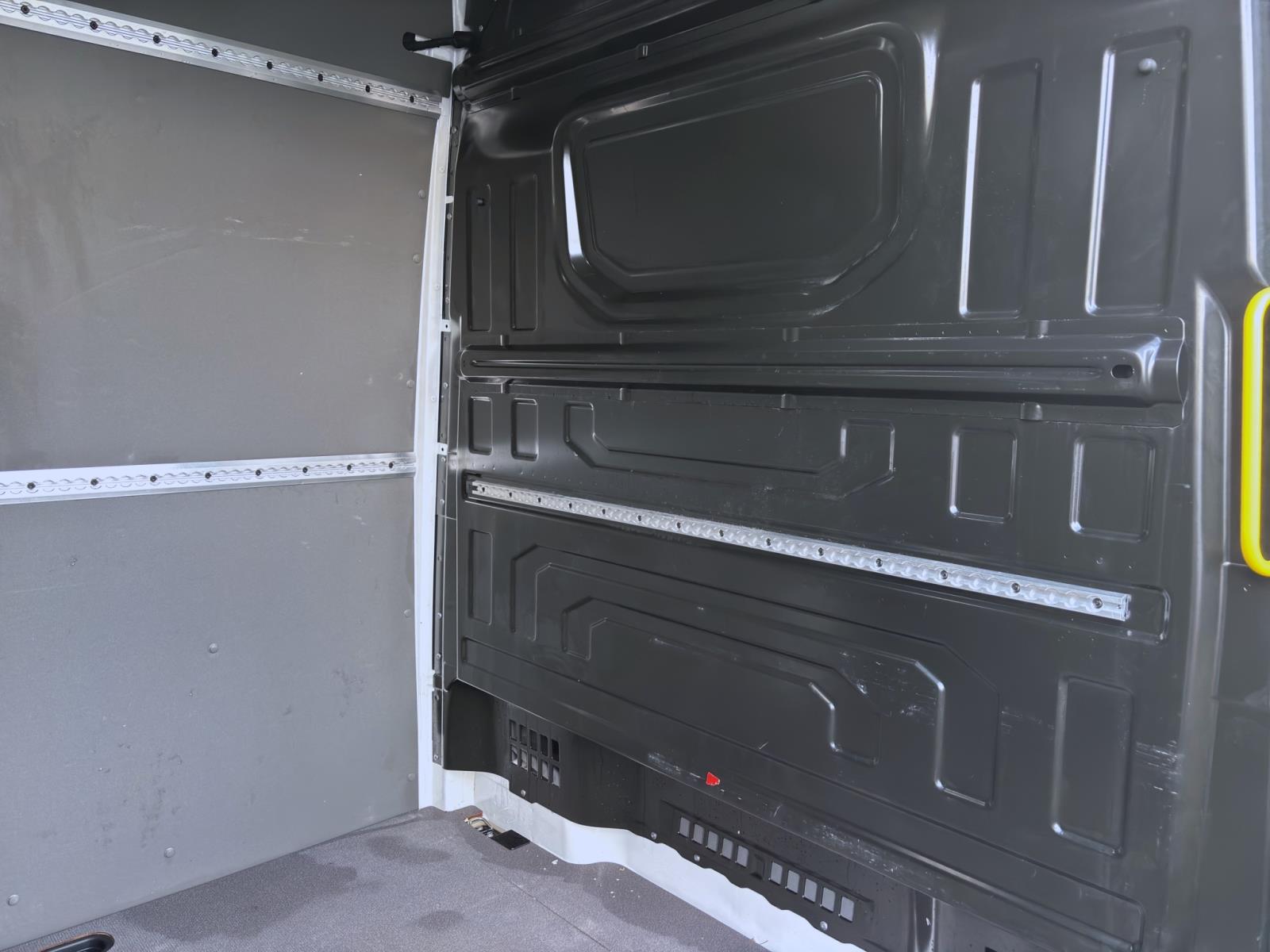 Bild 17: Volkswagen Crafter NF 35 TDI KASTEN LR KAMERA PDC KLIMA DAB+