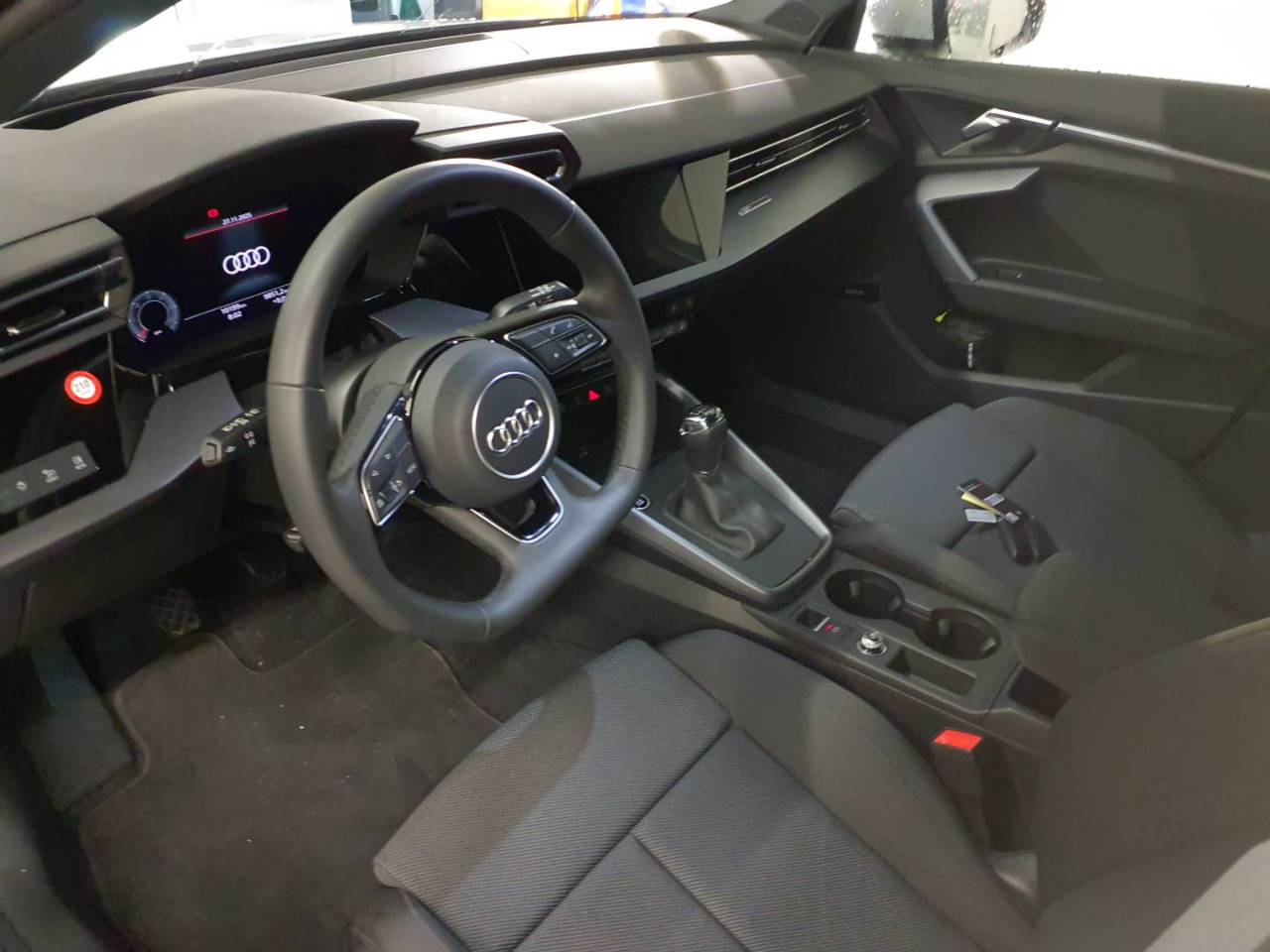 Bild 2: Audi A3 Sportback 30 TDI ADVANCED NAVI KAMERA SONOS HuD