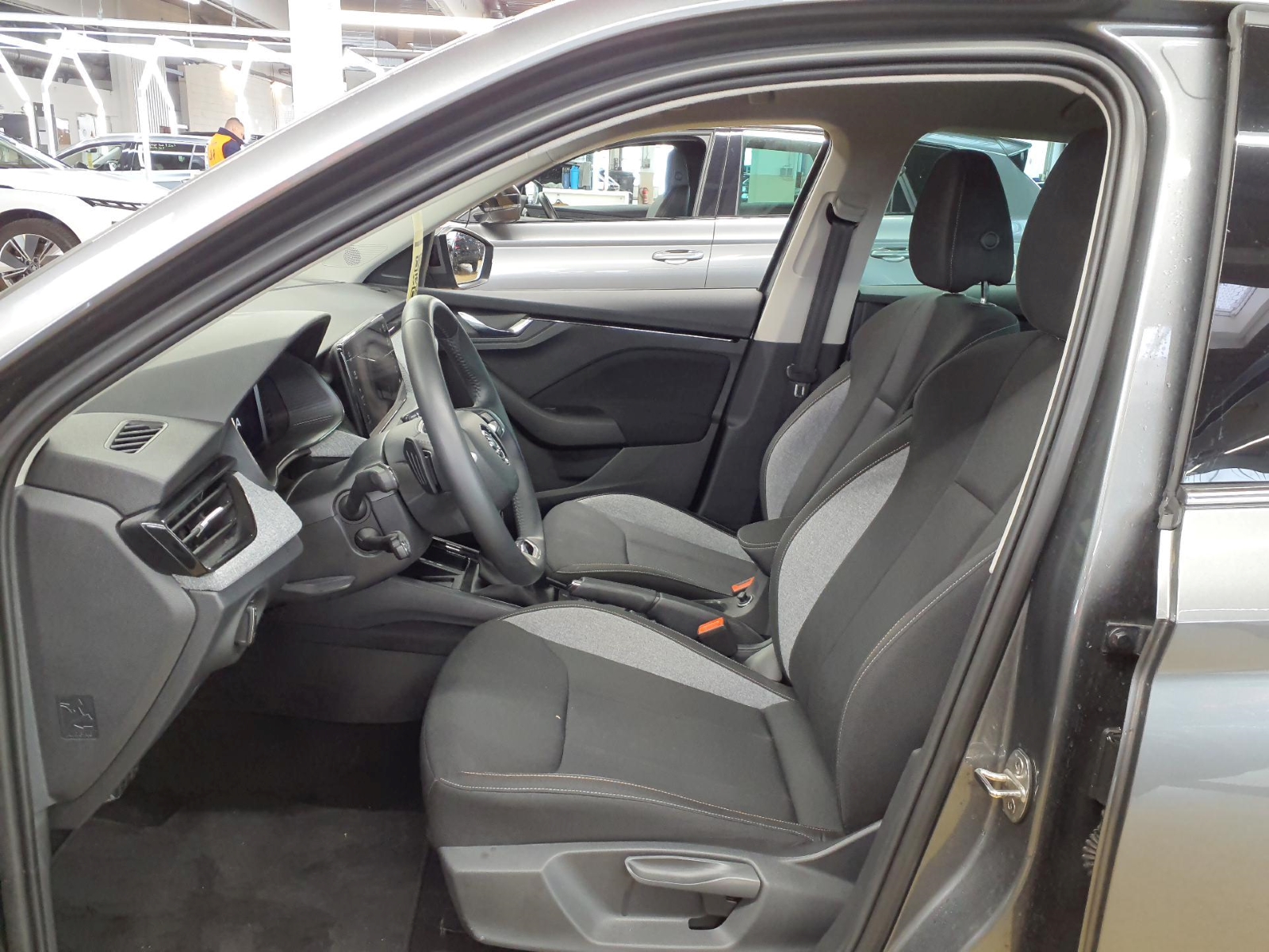 Bild 2: Skoda Kamiq 1.0 TSI DSG DRIVE AHK KAMERA SITZHZG VIRTUAL