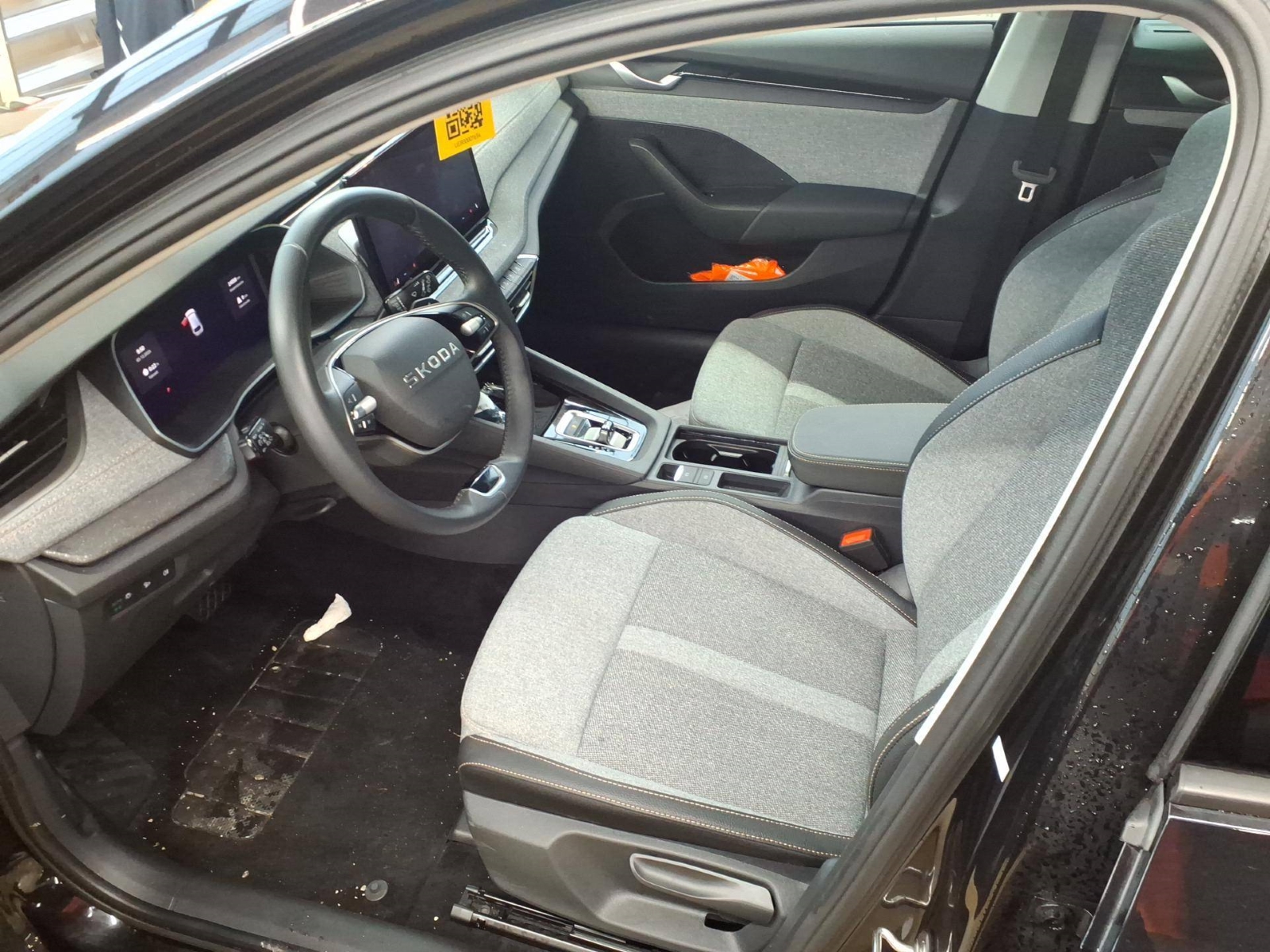 Bild 2: Skoda Octavia Combi 1.5 TSI e-TEC DSG SELECTION NAVI 360° PDC SITZHZG