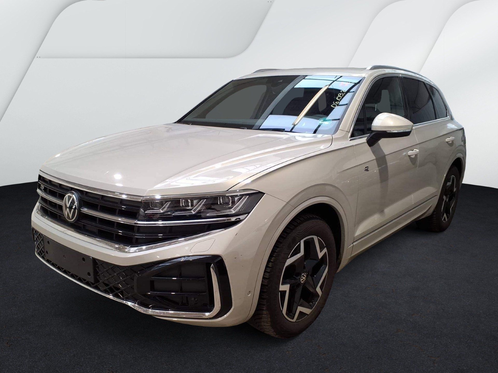 Volkswagen Touareg 3.0 TDI V6 Tiptronic 4M R-LINE AHK LUFT IQ.LIGHT NAVI 8844055