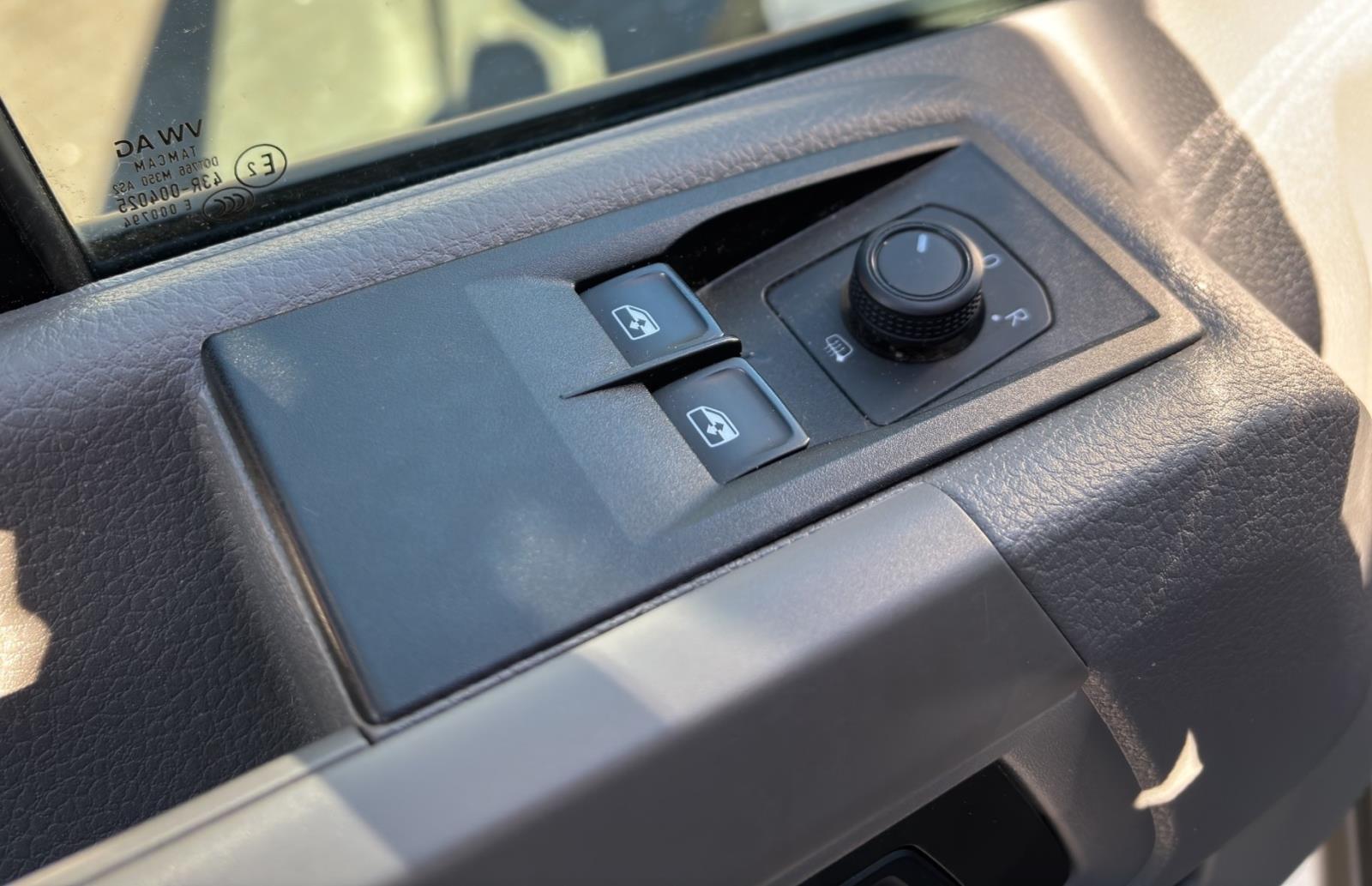 Bild 8: Volkswagen Crafter Pritsche 35 TDI DSG KOFFER LADEBOARDWAND KLIMA