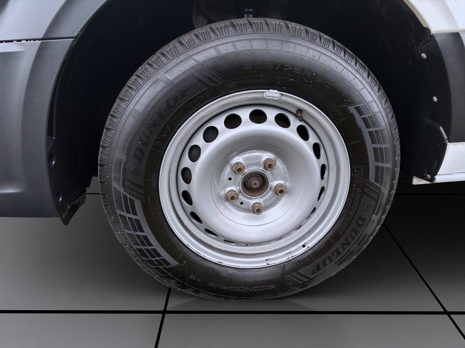 Bild 7: Volkswagen Crafter 35 Kasten 2.0 TDI MITTELLANG KLIMA PDC AHK