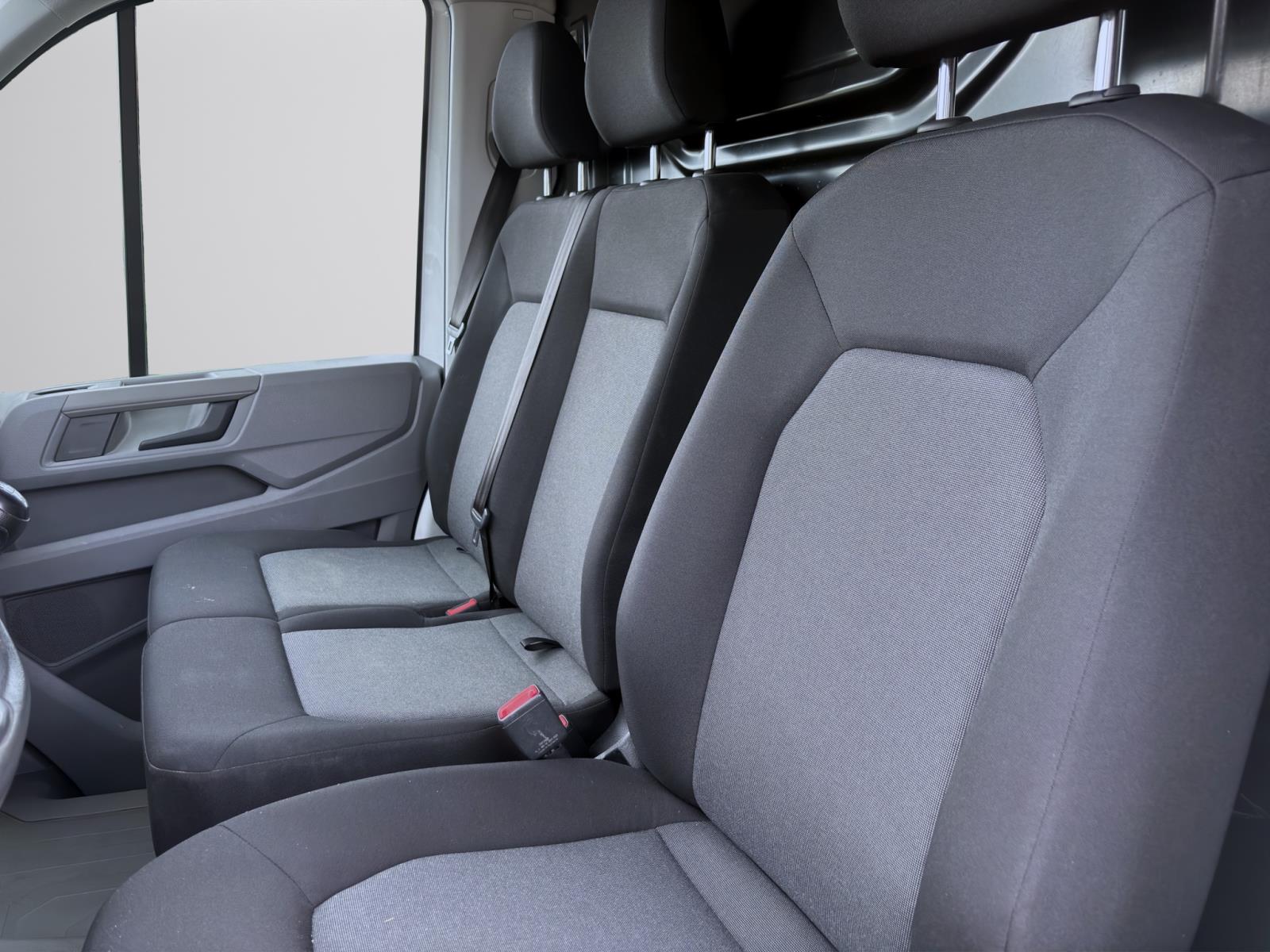 Bild 12: Volkswagen Crafter Kasten 30 TDI MITTEL ND BLUETOOTH DOPPELSITBANK