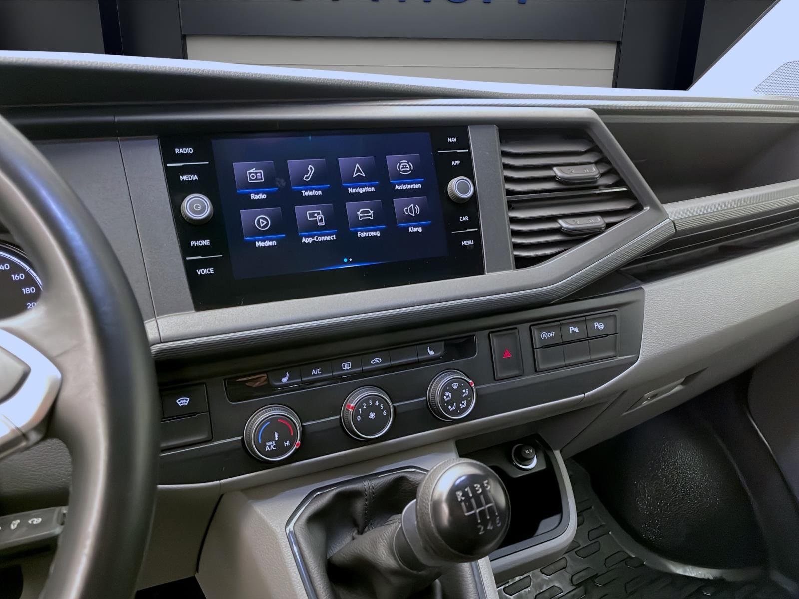 Bild 12: Volkswagen T6.1 Transporter Kombi 2.0 TDI LANG NAVI KAMERA PDC LED