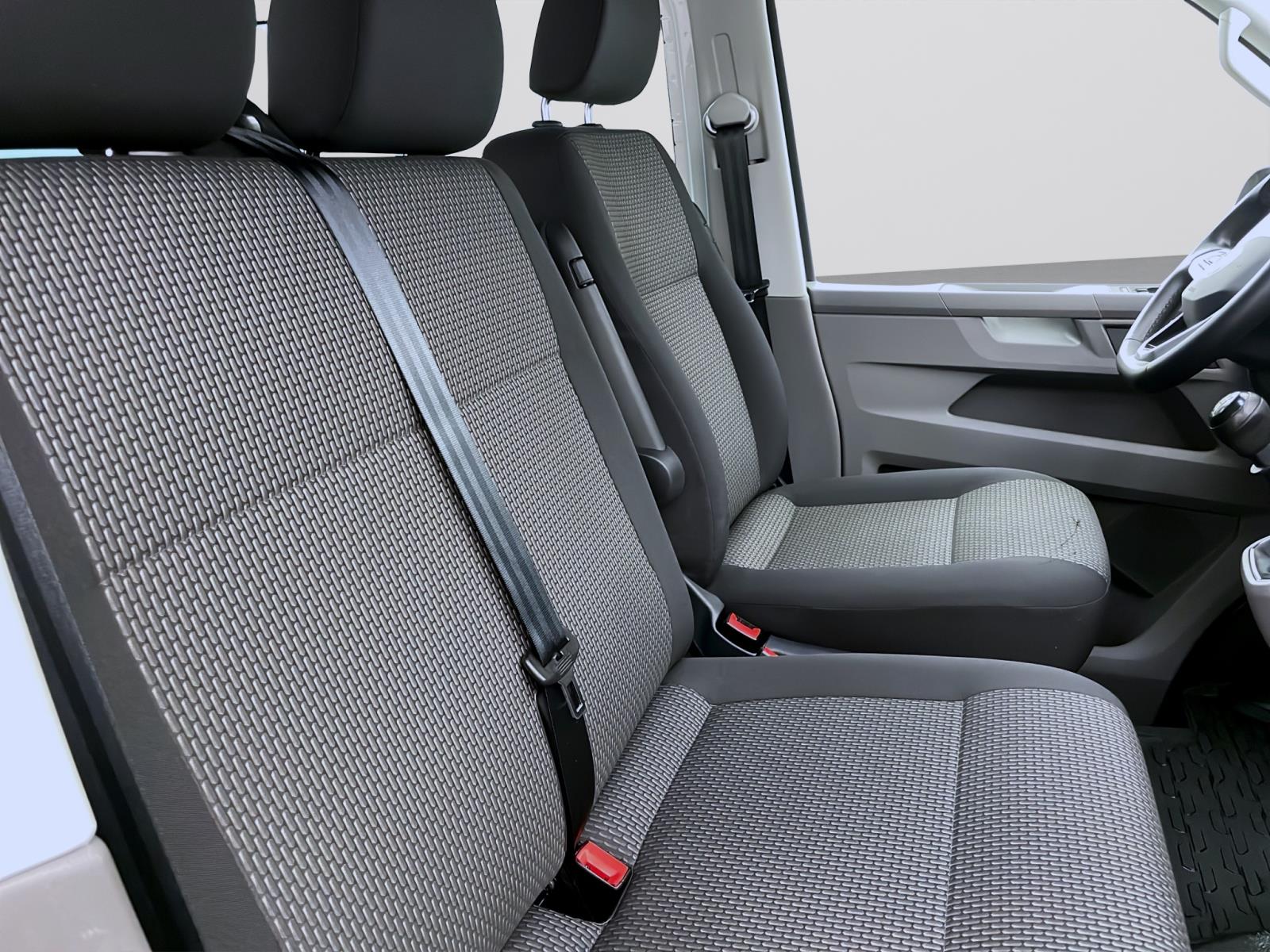 Bild 14: Volkswagen T6.1 Transporter Kombi 2.0 TDI LANG NAVI KAMERA PDC LED