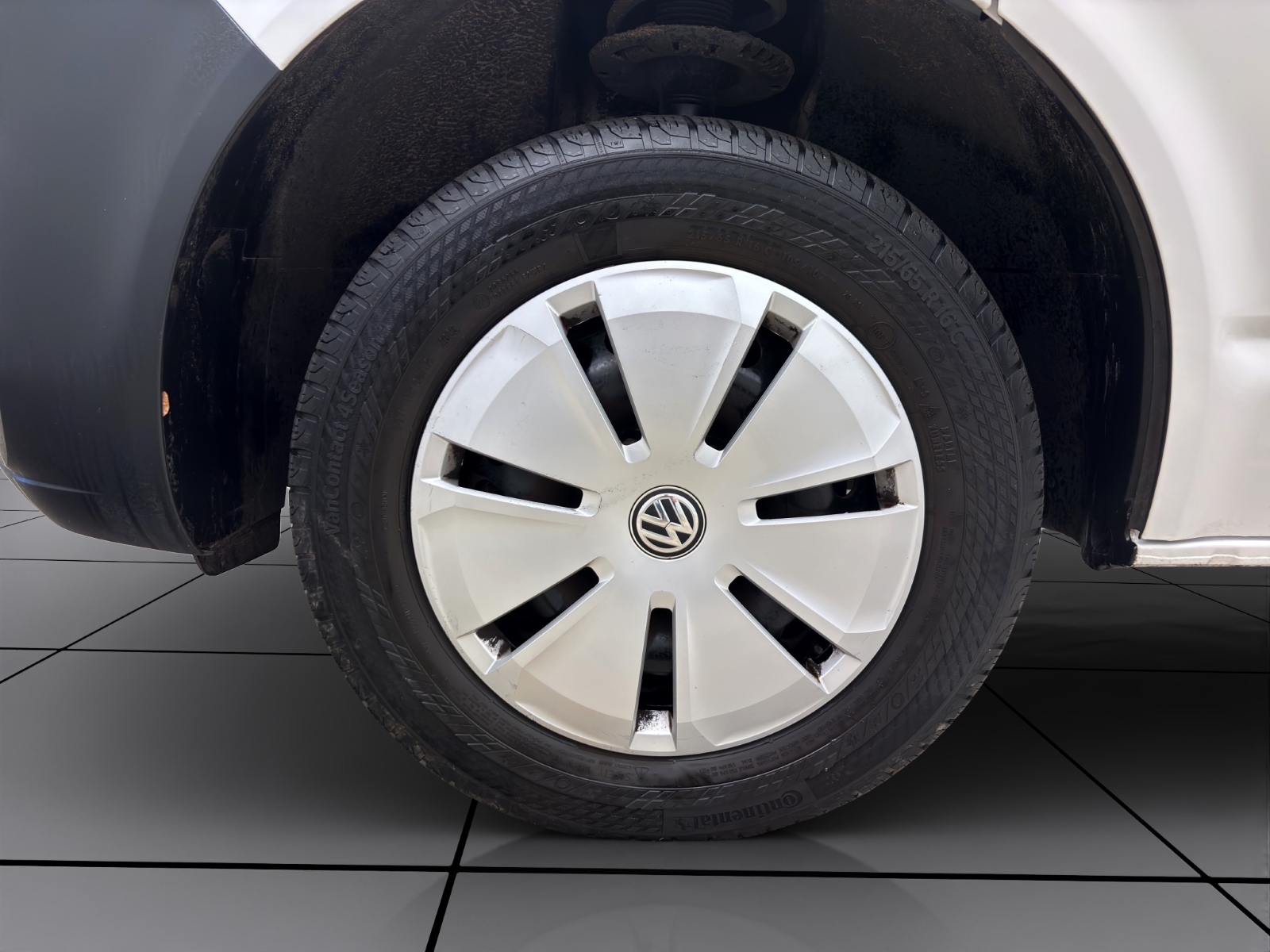 Bild 6: Volkswagen T6.1 Transporter Kombi 2.0 TDI FWD KLIMA PDC