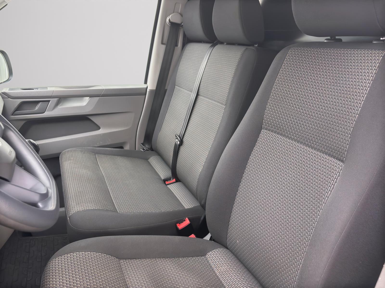 Volkswagen T6.1 Transporter Kasten 2.0 TDI STANDHZG KLIMA AHK