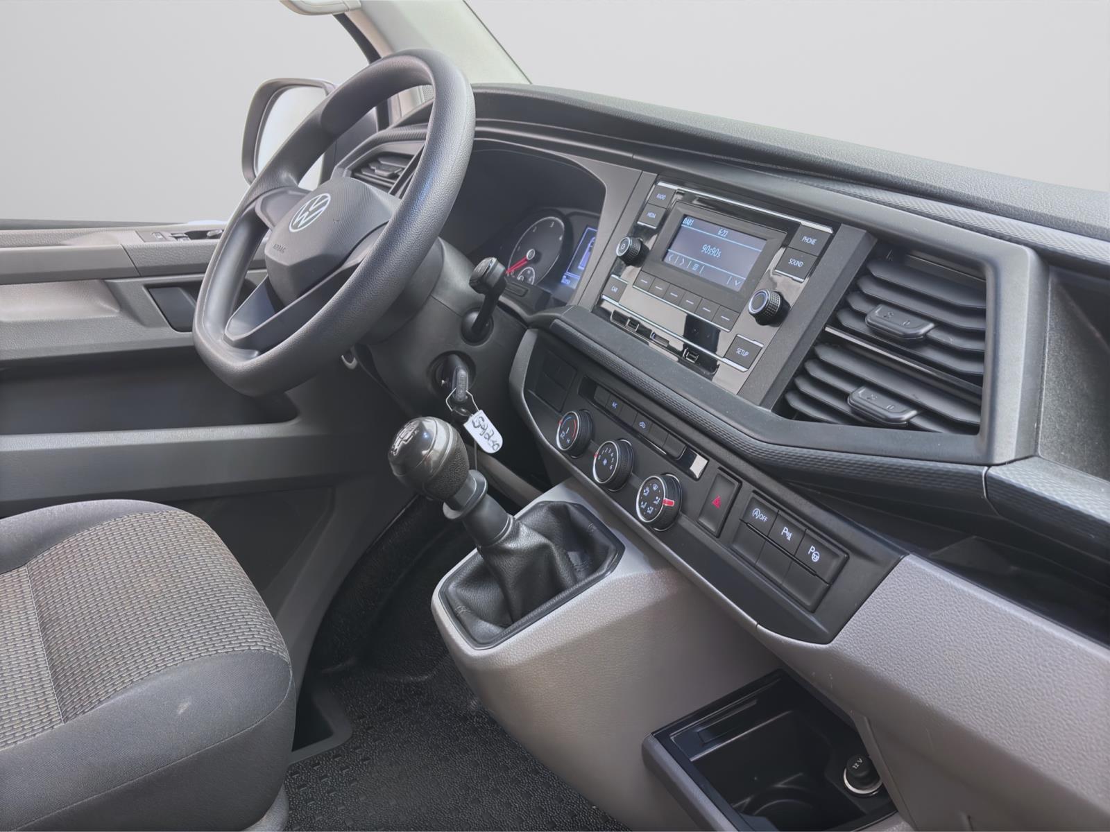 Volkswagen T6.1 Transporter Kasten 2.0 TDI KLIMA STANDHZG AHK